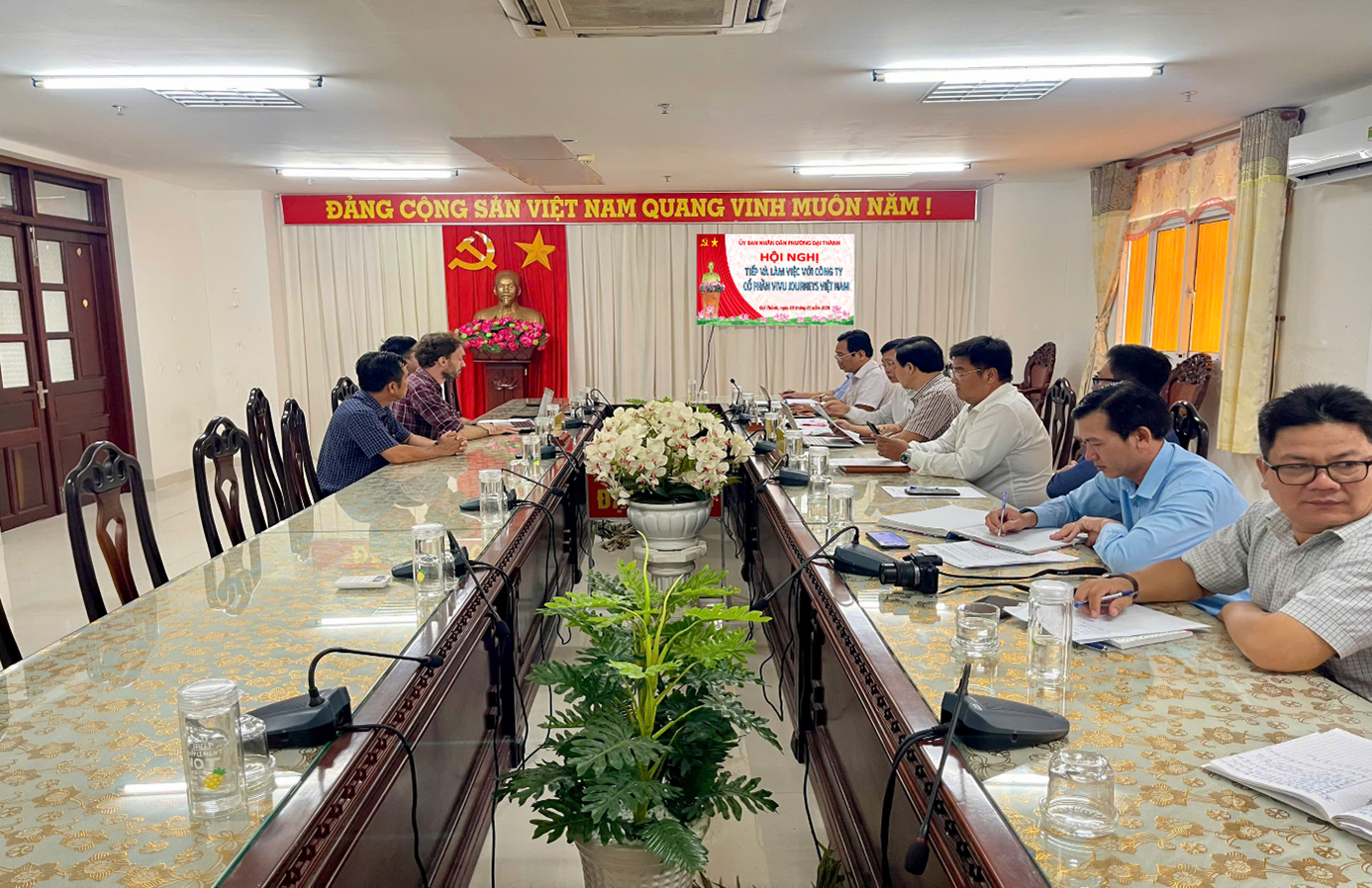 PHÁT TRIỂN CỘNG ĐỒNG BỀN VỮNG GẮN VỚI DU LỊCH SINH THÁI