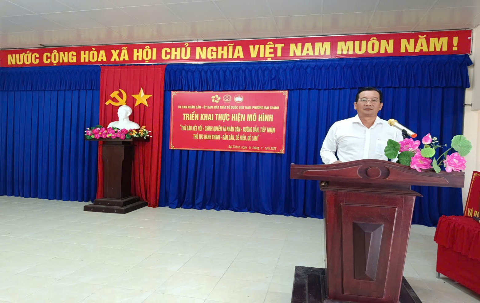 Phường Đại Thành: Tiếp tục triển khai mô hình cải cách hành chính “Thứ Sáu kết nối - Chính quyền và Nhân dân - Hướng dẫn, tiếp nhận thủ tục hành chính - Gần dân, dễ hiểu, dễ làm” tại khu vực Đông Bình.