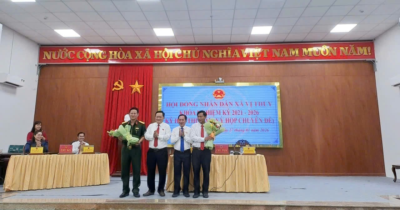Tổ chức thành công Kỳ họp thứ Bảy (kỳ họp chuyên đề) HĐND xã Vị Thủy 