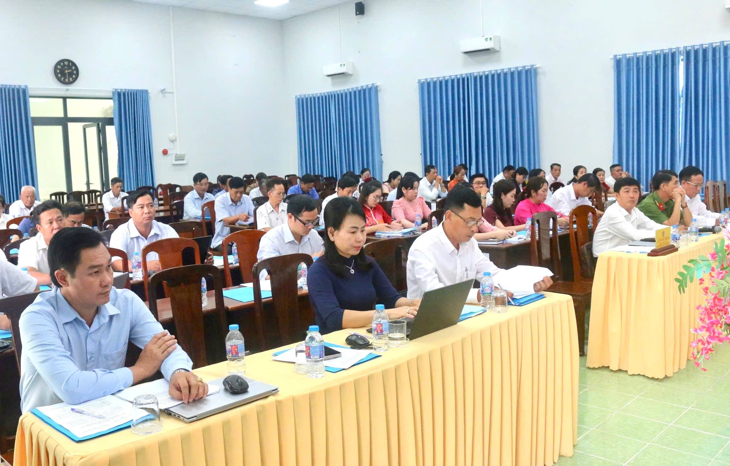 Đảng bộ Ủy ban nhân dân xã Vị Thủy tổ chức Hội nghị tổng kết nhiệm vụ phát triển kinh tế - xã hội, Quốc phòng - an ninh năm 2025