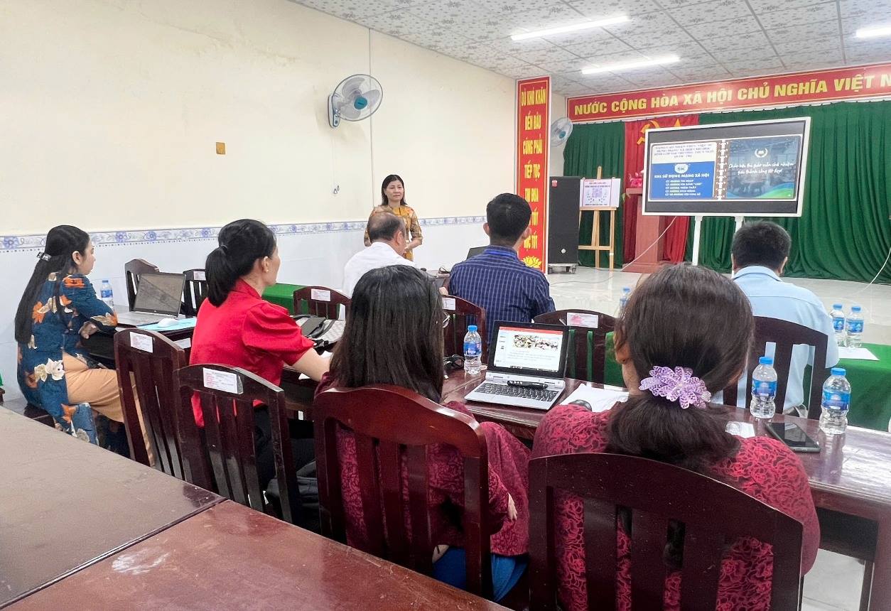 Hội thi Giáo viên chủ nhiệm lớp giỏi cấp THCS