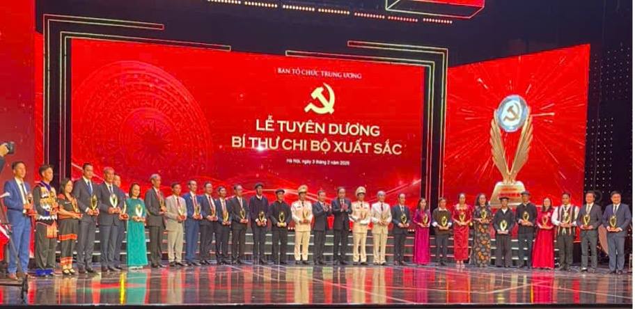 TUYÊN DƯƠNG BÍ THƯ CHI BỘ XUẤT SẮC TOÀN ĐẢNG NĂM 2026