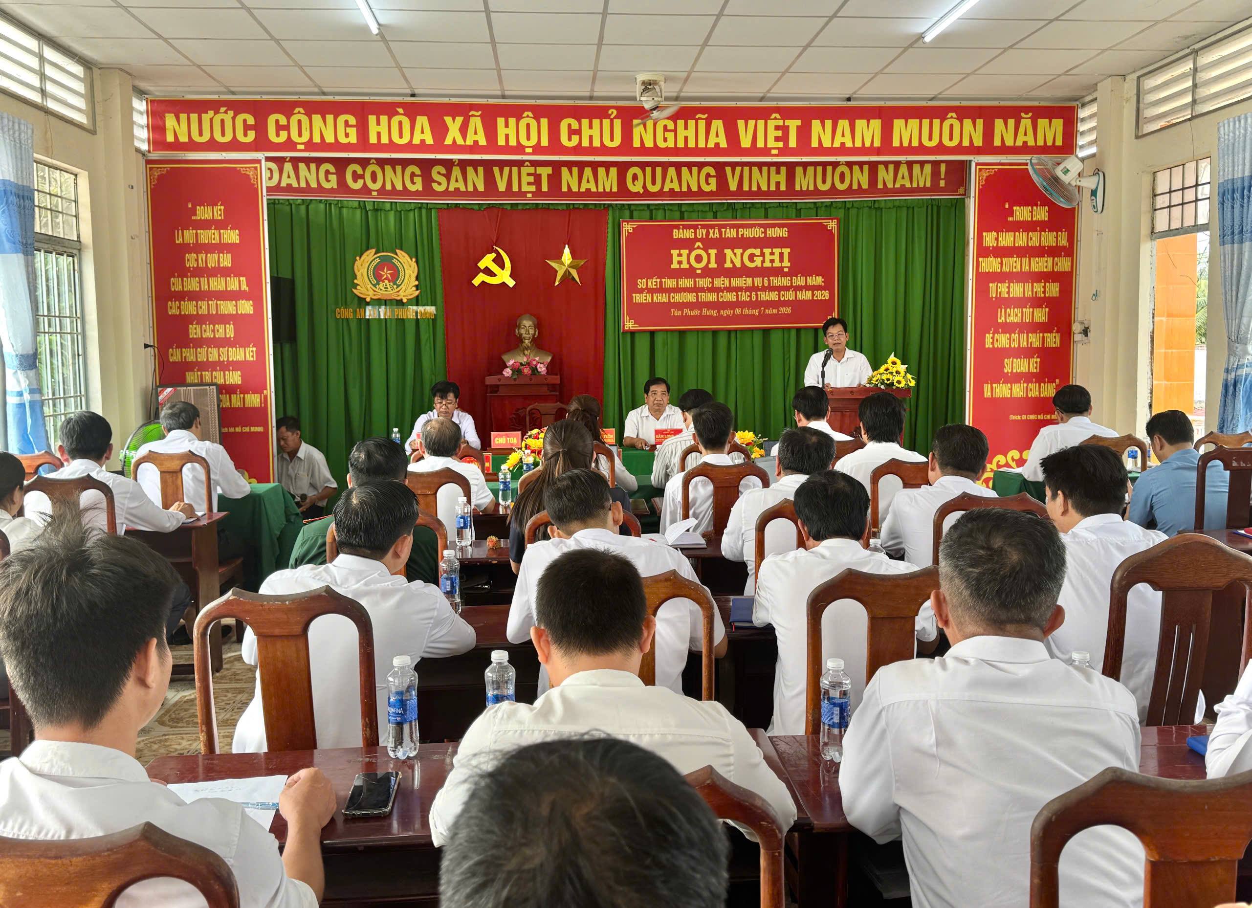 Đảng bộ xã Tân Phước Hưng sơ kết công tác 6 tháng đầu năm 2026, quyết tâm hoàn thành thắng lợi nhiệm vụ chính trị năm 2026