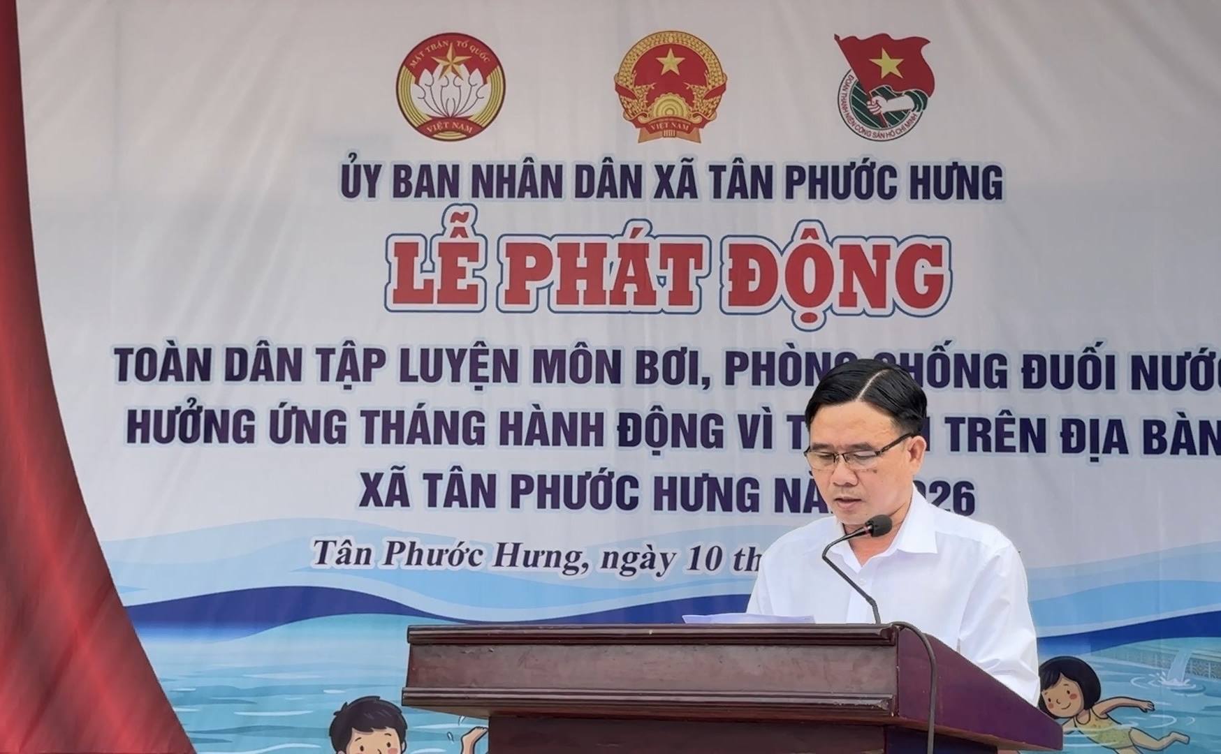 Sôi nổi Lễ phát động toàn dân tập luyện môn bơi và giải bơi học sinh năm 2026