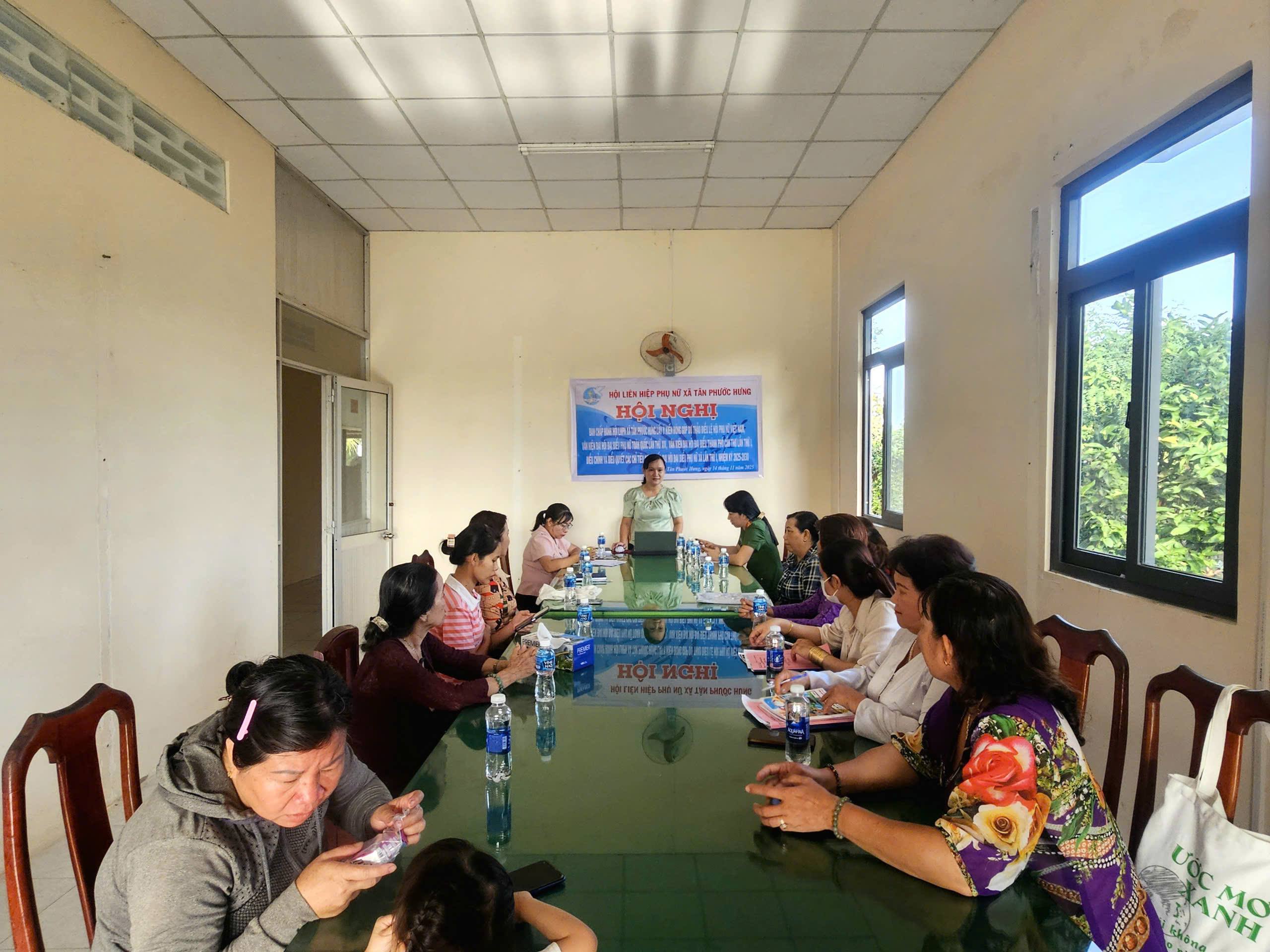 Hội nghị ban chấp hành hội LHPN xã Tân Phước Hưng