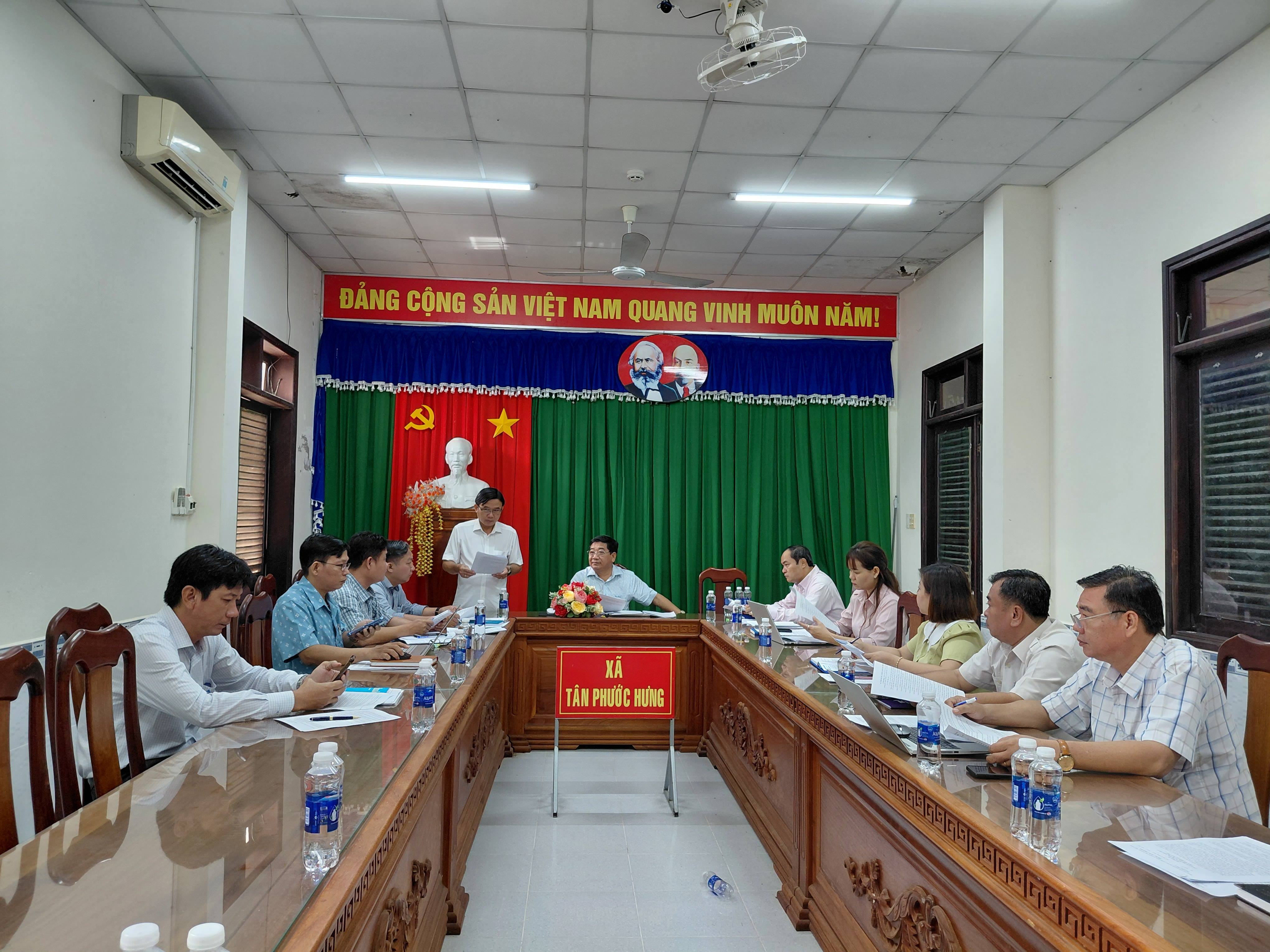 Xã Tân Phước Hưng triển khai công tác chuẩn bị Kỳ họp thứ Tư HĐND xã khóa XII, nhiệm kỳ 2021 - 2026