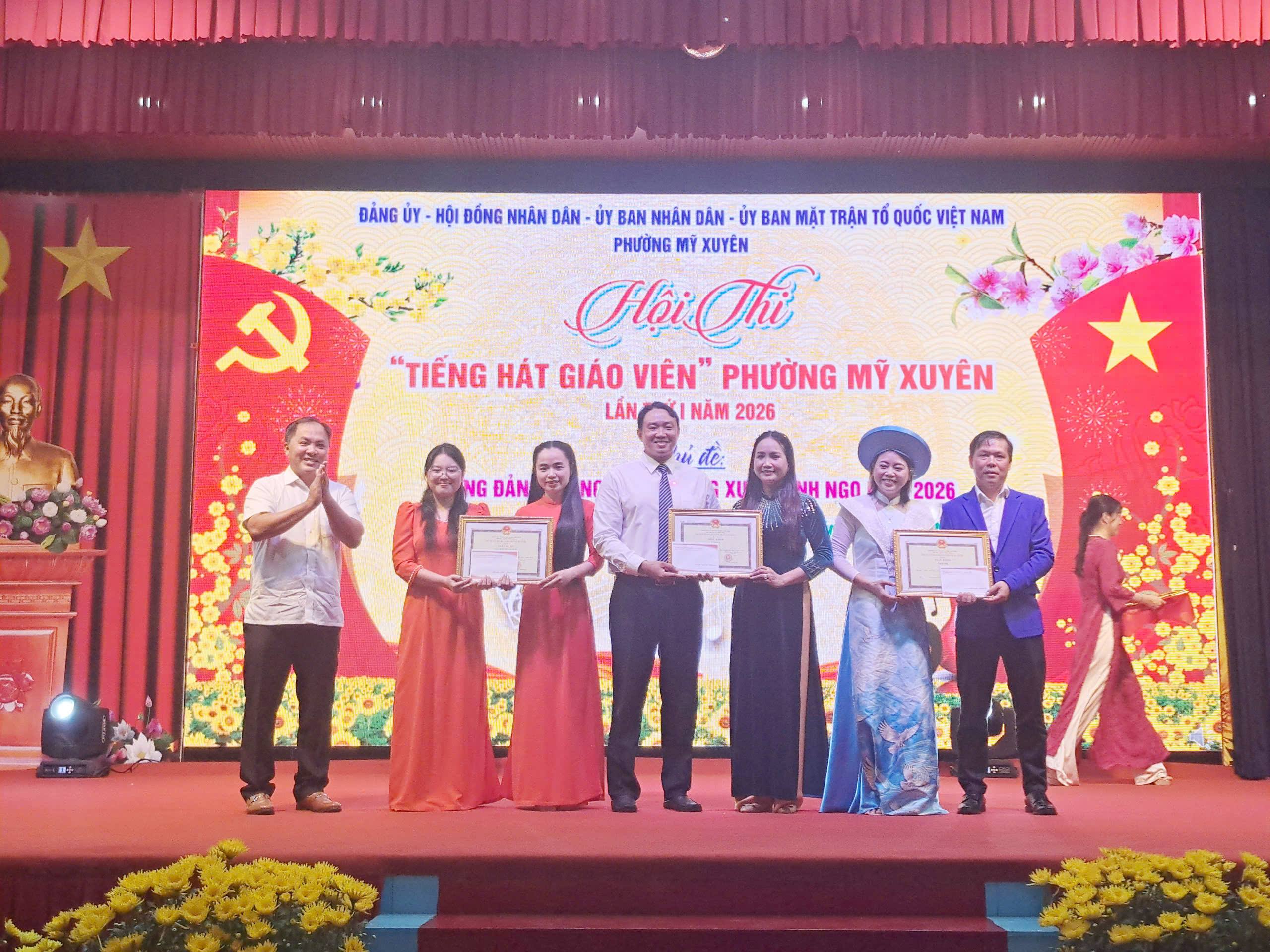 PHƯỜNG MỸ XUYÊN TỔ CHỨC HỘI THI “TIẾNG HÁT GIÁO VIÊN” LẦN THỨ I NĂM 2026