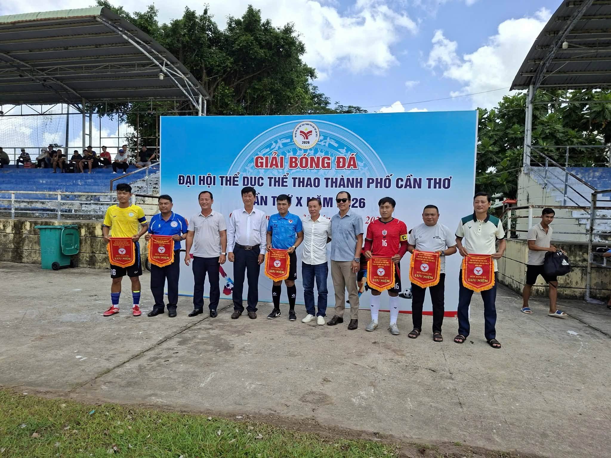 Tân Thạnh thắng trận ra quân tại vòng bảng môn bóng đá Đại hội Thể dục thể thao