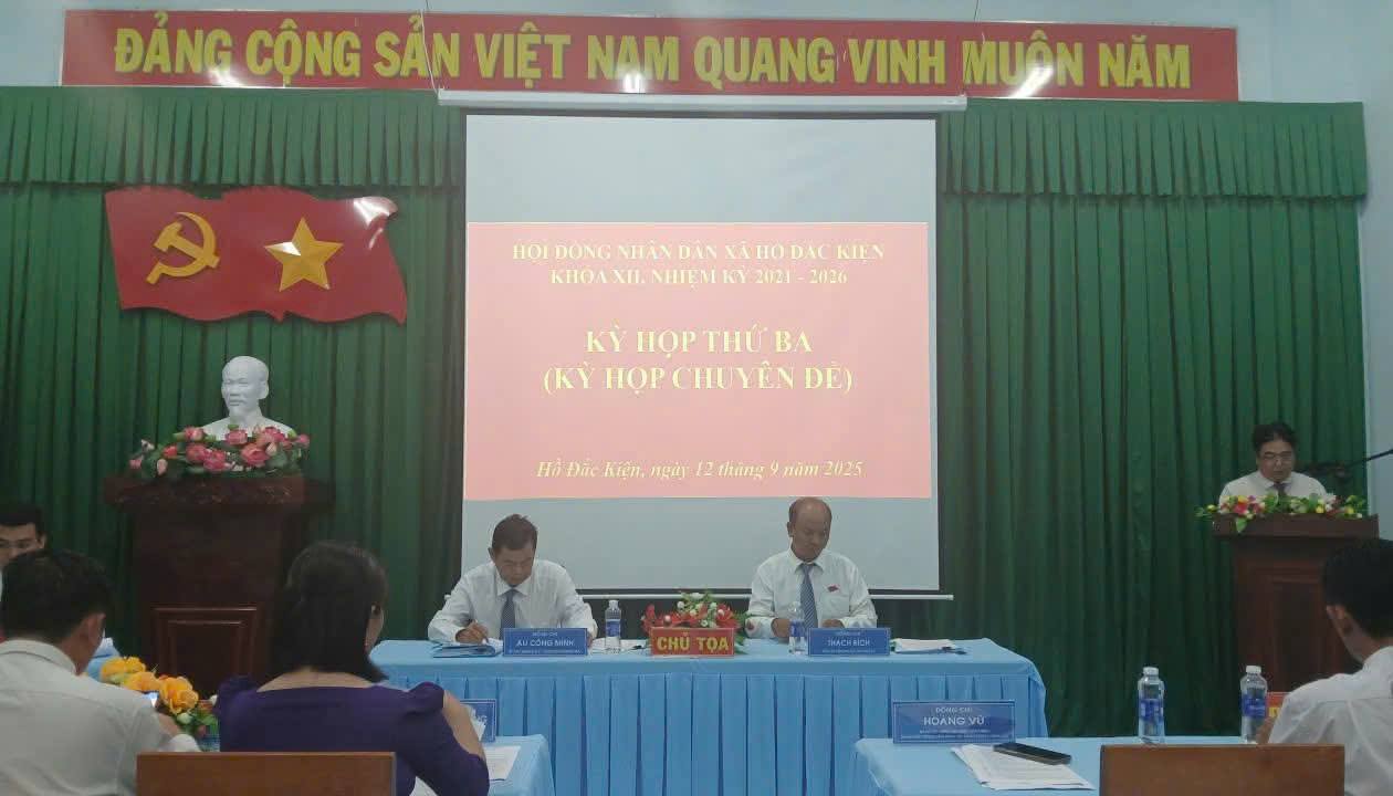 HỘI ĐỒNG NHÂN DÂN XÃ HỒ ĐẮC KIỆN KHÓA XII, NHIỆM KỲ 2021 - 2026 TỔ CHỨC KỲ HỌP THỨ BA (KỲ HỌP CHUYÊN ĐỀ)