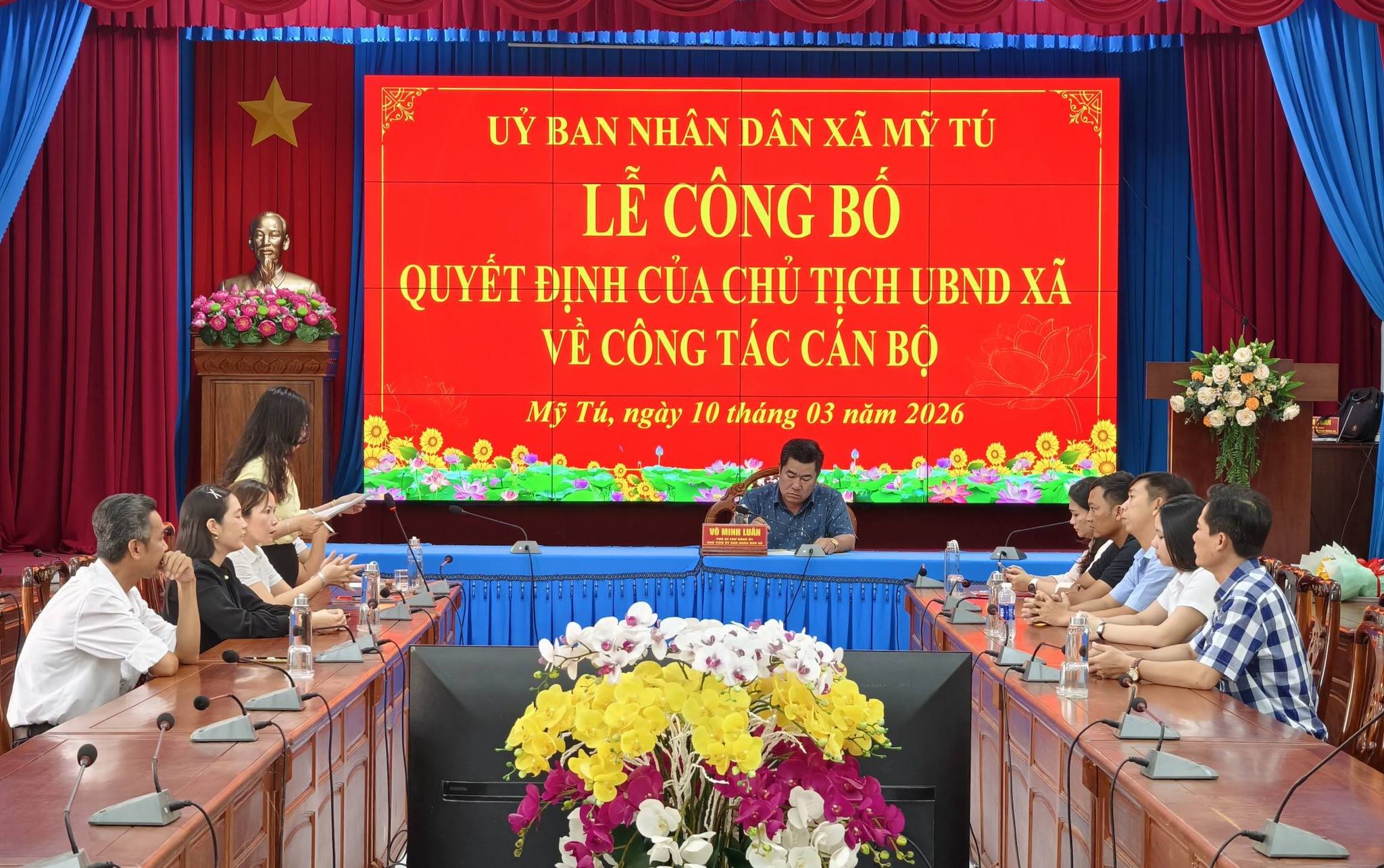 Lễ Công bố các Quyết định của Chủ tịch UBND xã Mỹ Tú về công tác cán bộ