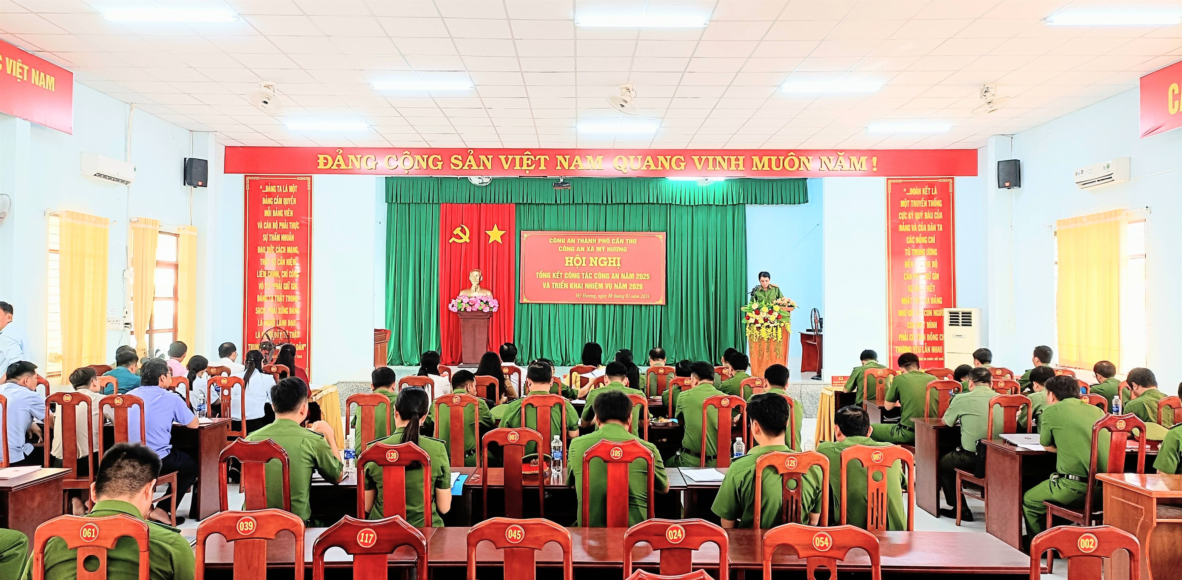 CÔNG AN XÃ MỸ HƯƠNG TỔ CHỨC HỘI NGHỊ TỔNG KẾT CÔNG TÁC CÔNG AN NĂM 2025, TRIỂN KHAI NHIỆM VỤ NĂM 2026