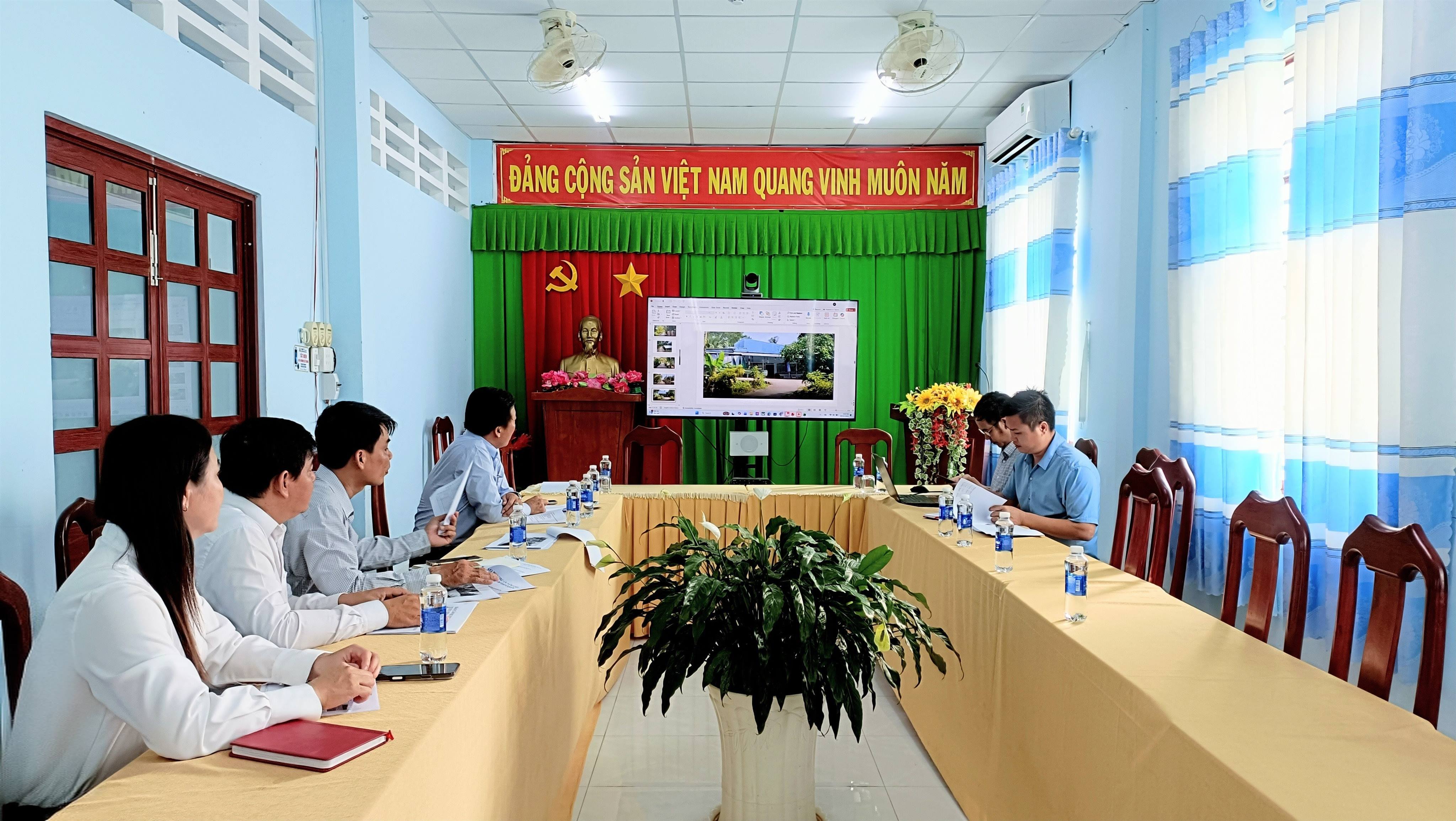 ĐỒNG CHÍ LƯƠNG QUỐC VŨ LÀM VIỆC VỀ DỰ KIẾN ĐẦU TƯ CÔNG NĂM 2026 TRÊN ĐỊA BÀN XÃ MỸ HƯƠNG