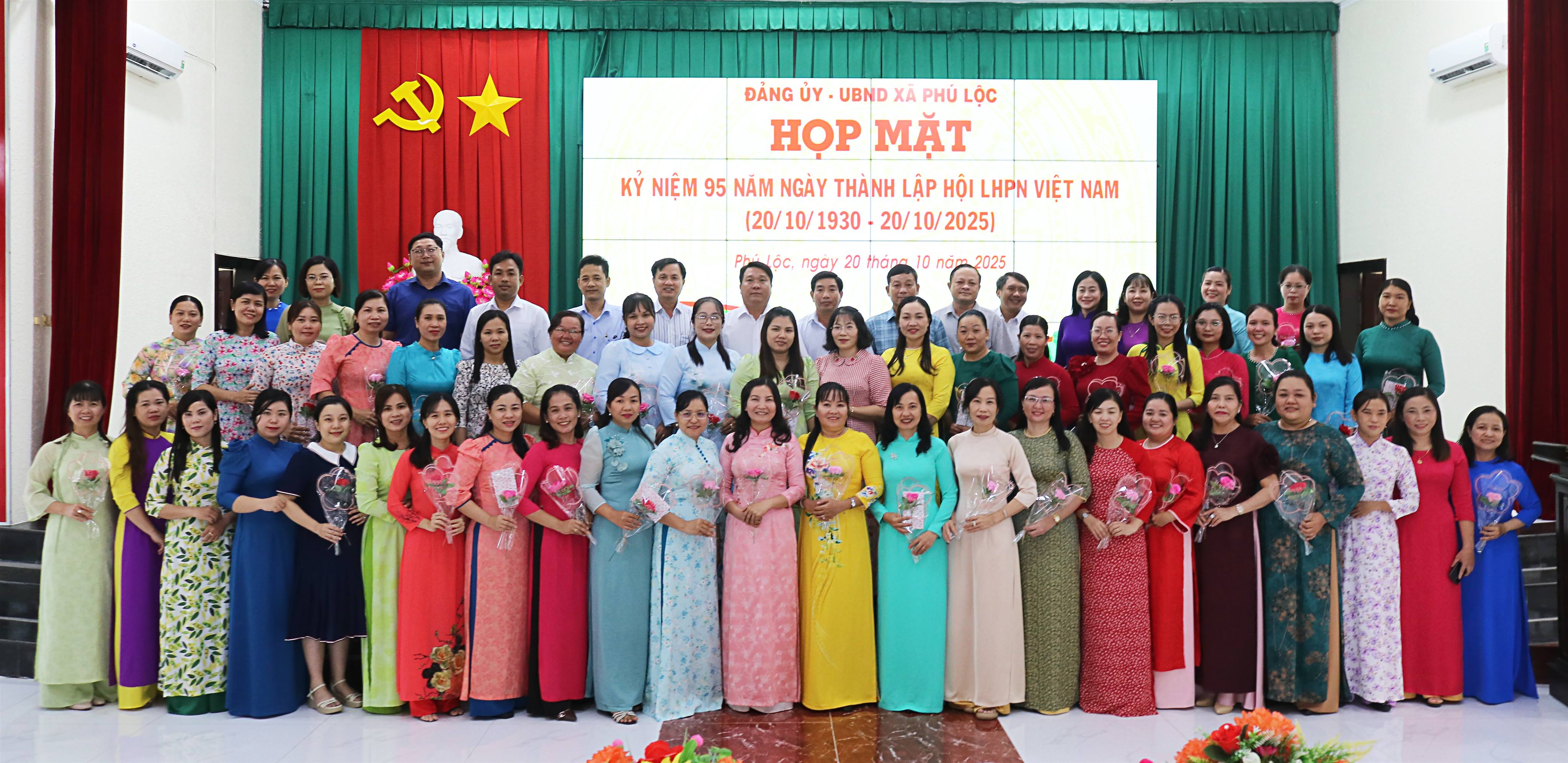 ĐẢNG UỶ - UBND XÃ PHÚ LỘC HỌP MẶT KỶ NIỆM 95 NĂM NGÀY THÀNH LẬP HỘI LHPN VIỆT NAM (20/10/1930-20/10/2025)