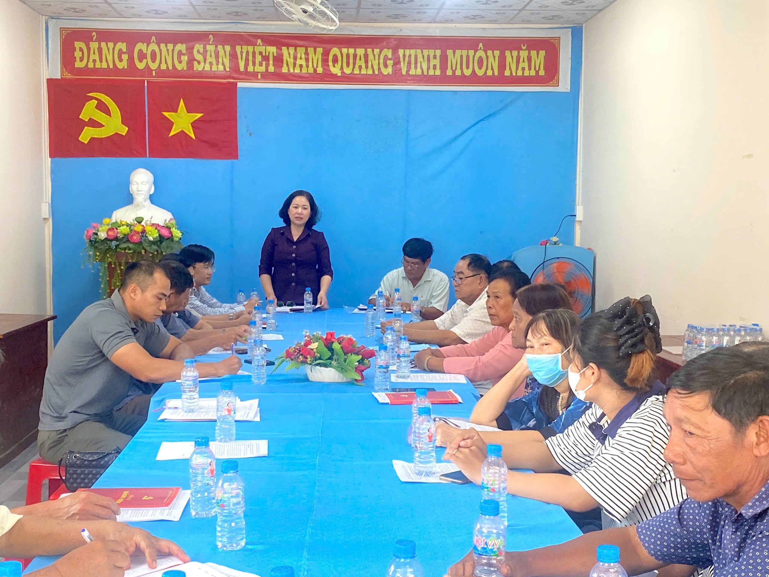 CÁC CHI BỘ TRỰC THUỘC ĐẢNG ỦY XÃ TỔ CHỨC SINH HOẠT LỆ THÁNG 8 NĂM 2025