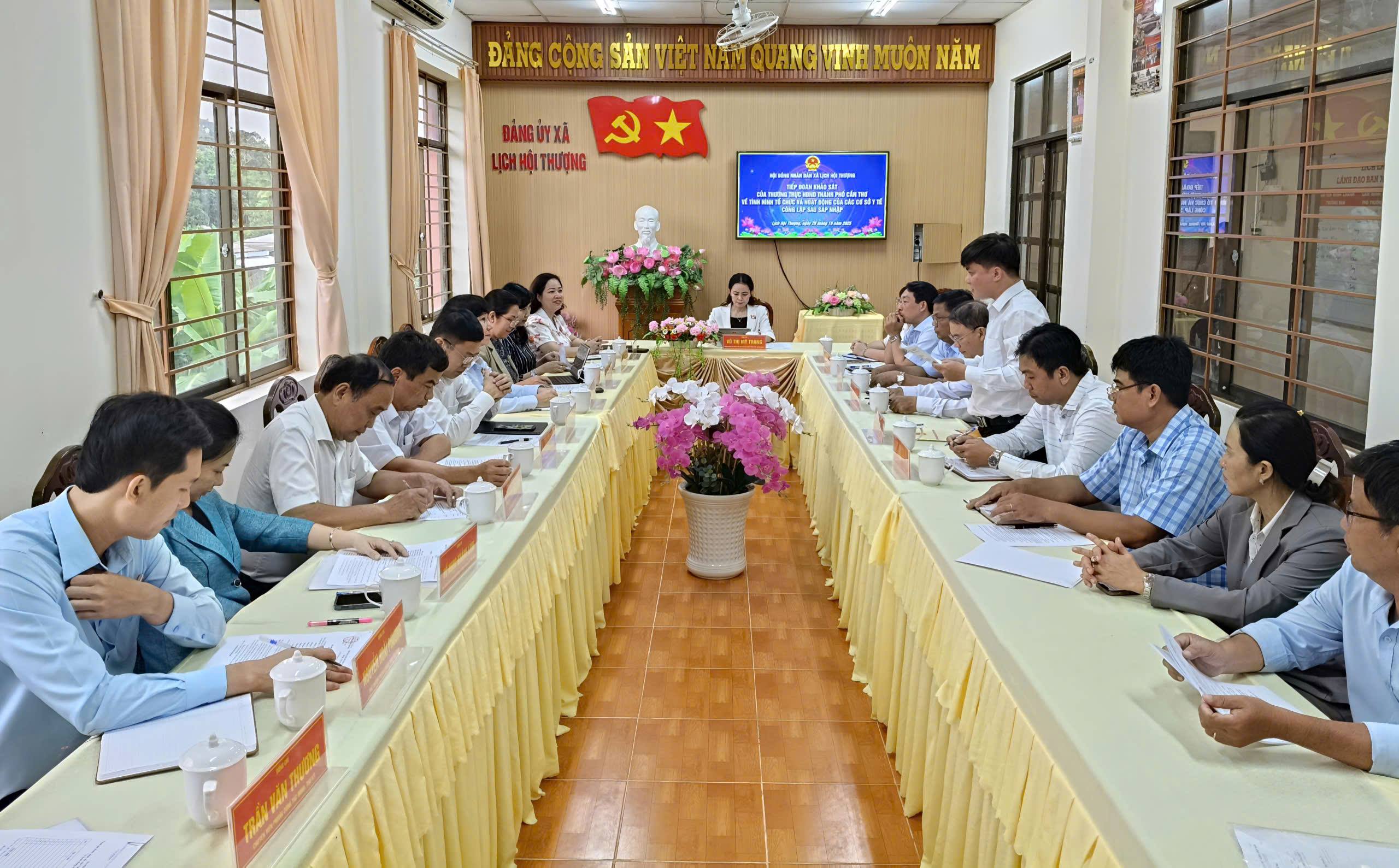 THƯỜNG TRỰC HĐND THÀNH PHỐ CẦN THƠ KHẢO SÁT TRẠM Y TẾ XÃ LỊCH HỘI THƯỢNG