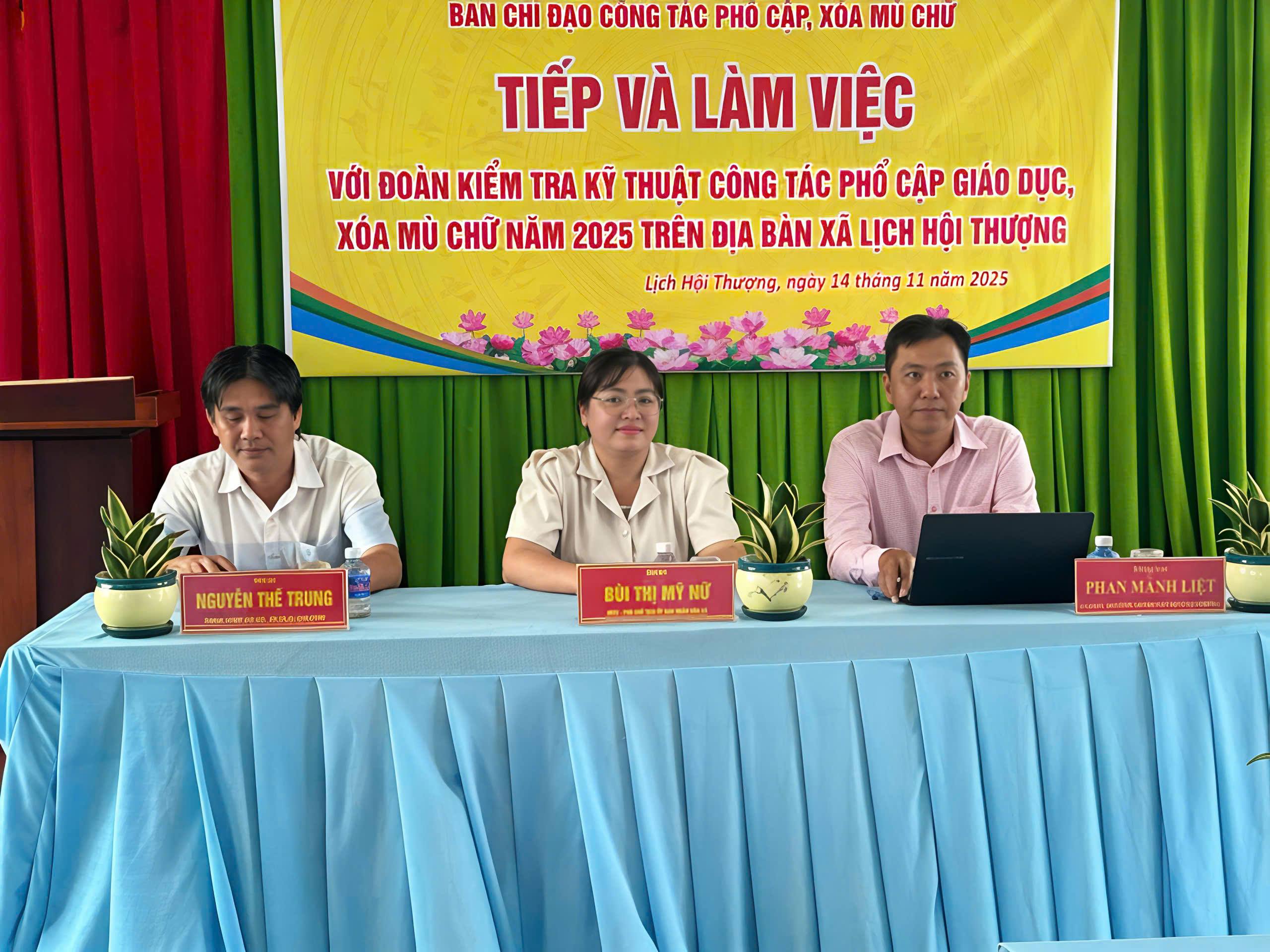 BAN CHỈ ĐẠO CÔNG TÁC PHỔ CẬP GIÁO DỤC, XÓA MÙ CHỮ XÃ LỊCH HỘI THƯỢNG TIẾP VÀ LÀM VIỆC VỚI ĐOÀN KIỂM TRA CỦA XÃ THỚI AN HỘI
