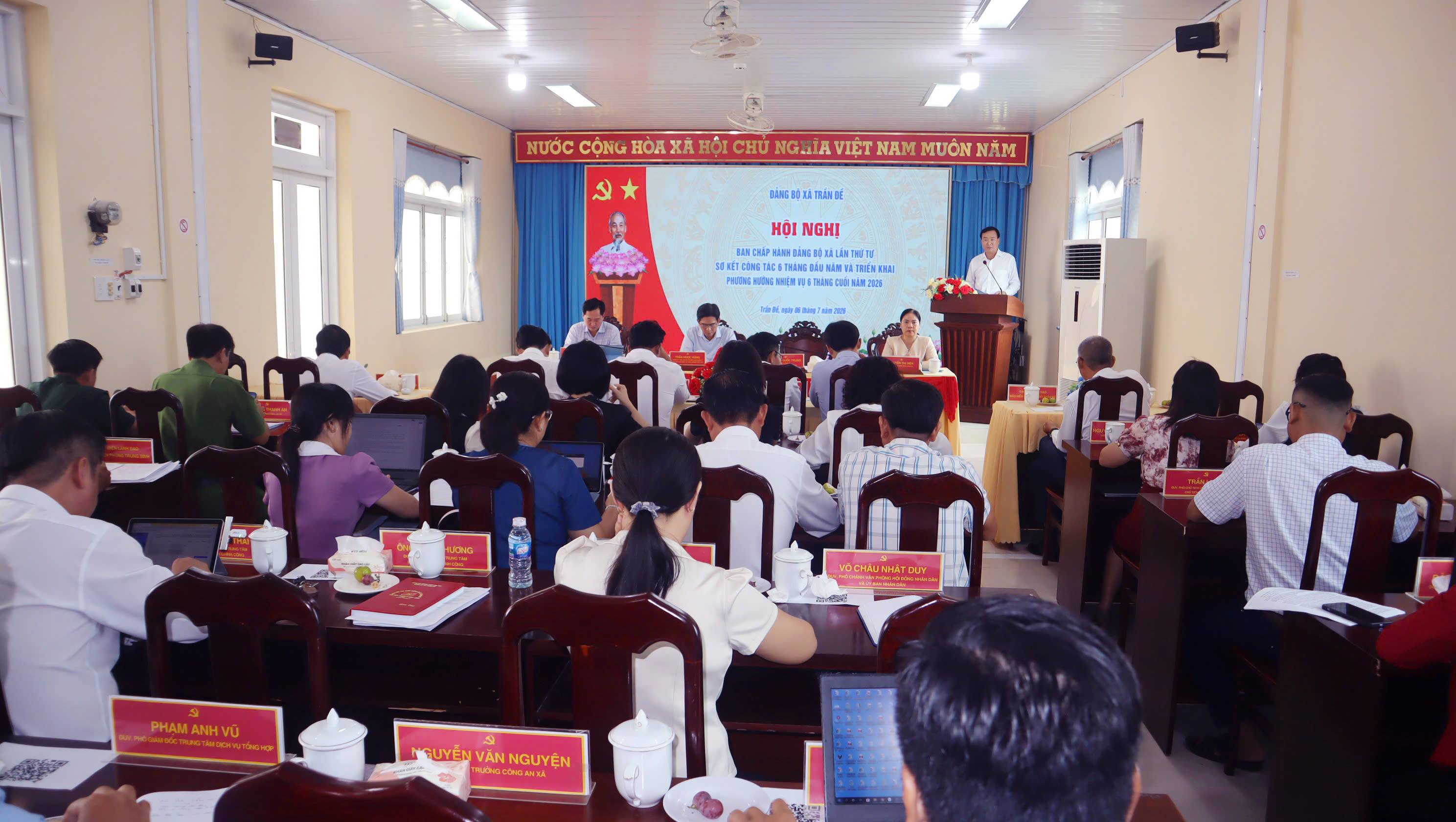 BAN CHẤP HÀNH ĐẢNG BỘ XÃ TRẦN ĐỀ SƠ KẾT CÔNG TÁC 6 THÁNG ĐẦU NĂM VÀ TRIỂN KHAI PHƯƠNG HƯỚNG NHIỆM VỤ 6 THÁNG CUỐI NĂM 2026.