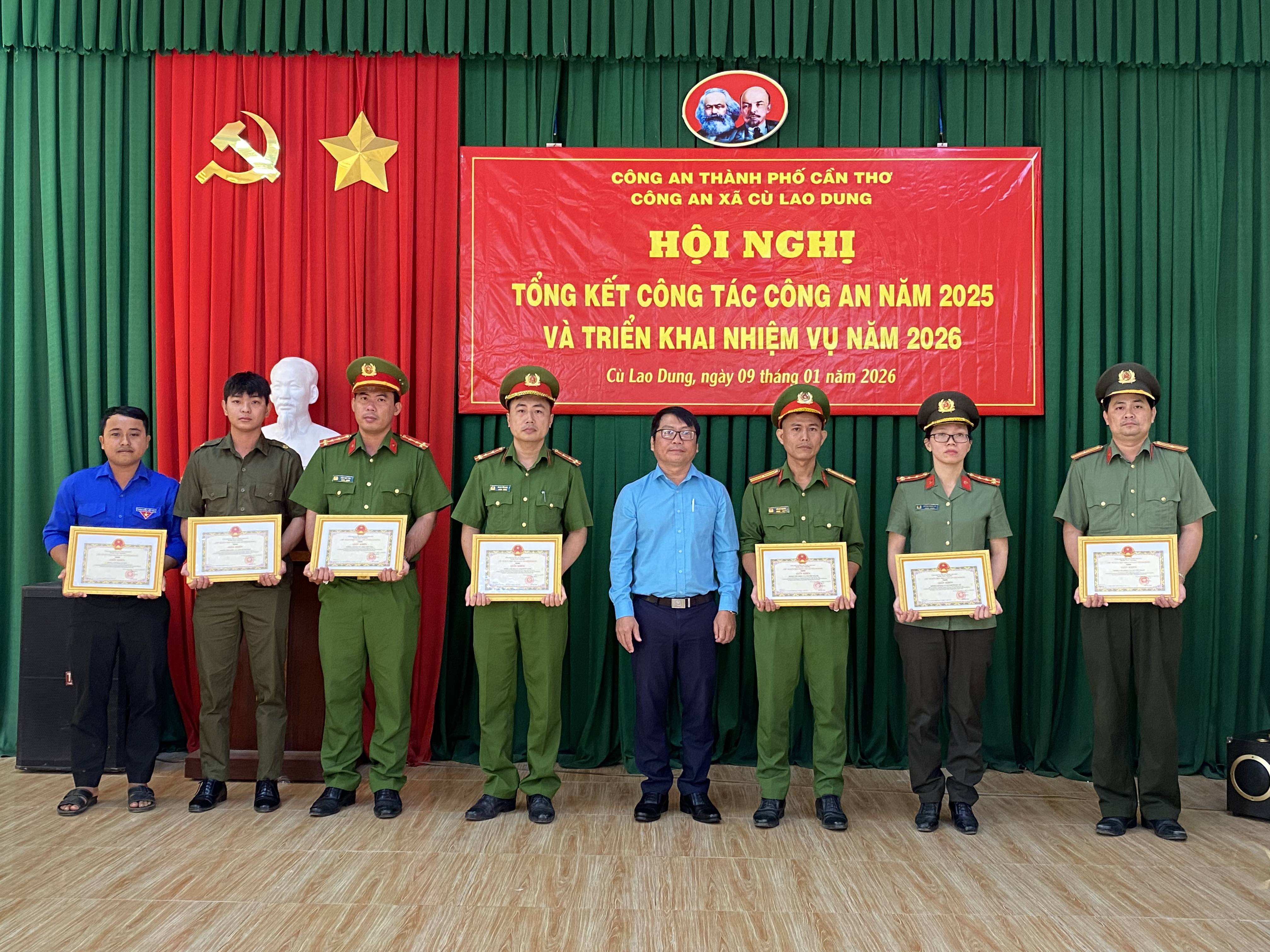 Hội nghị tổng kết công tác Công an xã Cù Lao Dung năm 2025