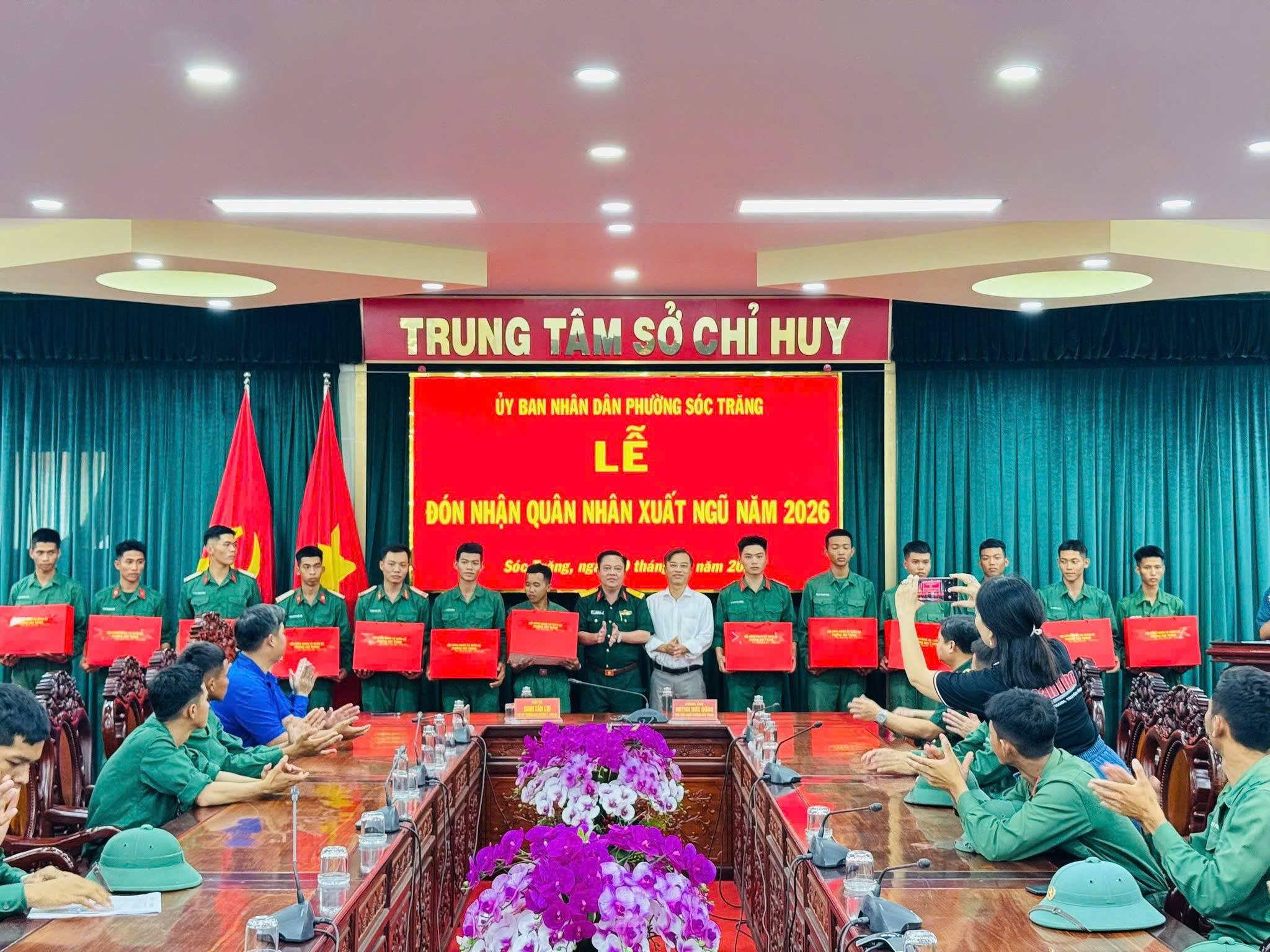 Phường Sóc Trăng đón  nhận 56 Quân nhân hoàn thành nghĩa vụ quân sự năm 2026 trở về địa phương