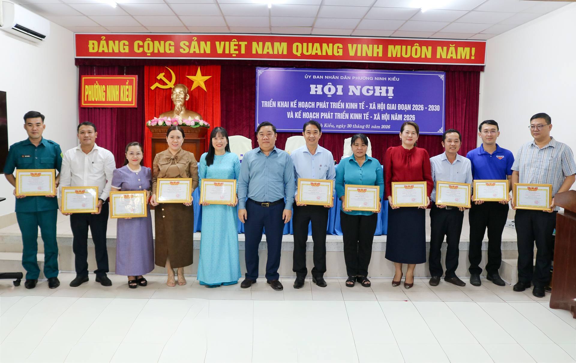 NINH KIỀU TRIỂN KHAI KẾ HOẠCH PHÁT TRIỂN KINH TẾ - XÃ HỘI GIAI ĐOẠN 2026 - 2030 VÀ NĂM 2026: NÂNG CAO CHẤT LƯỢNG ĐIỀU HÀNH, HƯỚNG TỚI ĐÔ THỊ VĂN MINH, HIỆN ĐẠI.