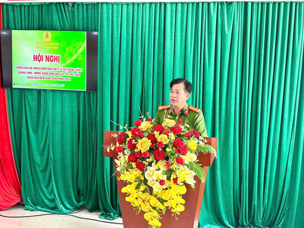 CÔNG AN PHƯỜNG NGÃ BẢY TRIỂN KHAI KẾ HOẠCH ĐẢM BẢO AN NINH, TRẬT TỰ LỄ HỘI “MỪNG ĐẢNG QUANG VINH – MỪNG XUÂN BÍNH NGỌ” VÀ BẮN PHÁO HOA ĐÊM GIAO THỪA NĂM 2026 