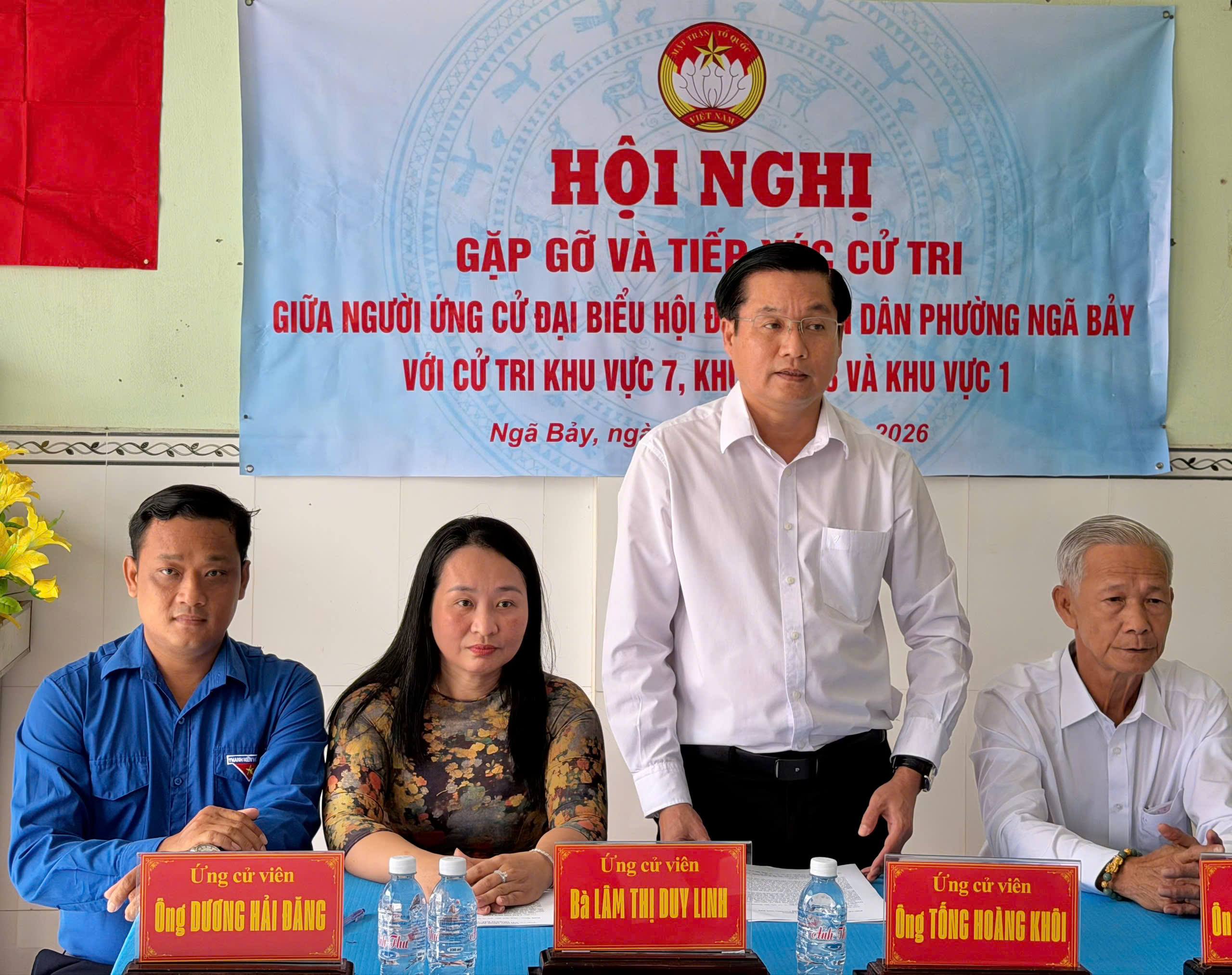 Gặp gỡ và tiếp xúc cử tri với người ứng cử đại biểu HĐND phường Ngã Bảy