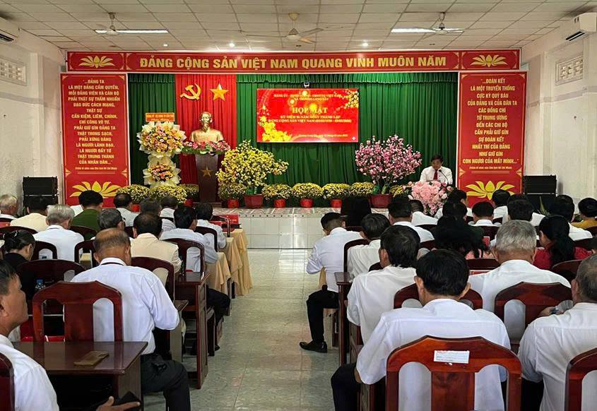 Đảng ủy, Hội đồng nhân dân, Ủy ban nhân dân, Ủy ban MTTQ Việt Nam xã Trường Long Tây tổ chức họp mặt kỷ niệm 96 năm ngày thành lập Đảng cộng sản Việt Nam (03/02/1930 – 03/02/2026) và mừng Xuân Bính Ngọ 2026.