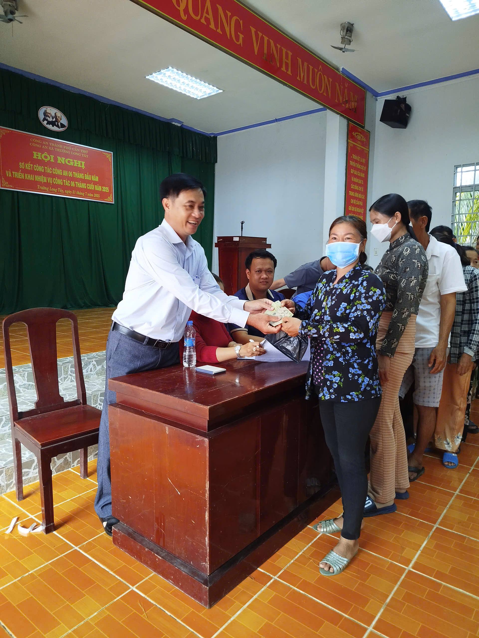 Xã Trường Long Tây chung tay 'chia sẻ niềm vui – lan tỏa tinh thần Quốc khánh 2/9'