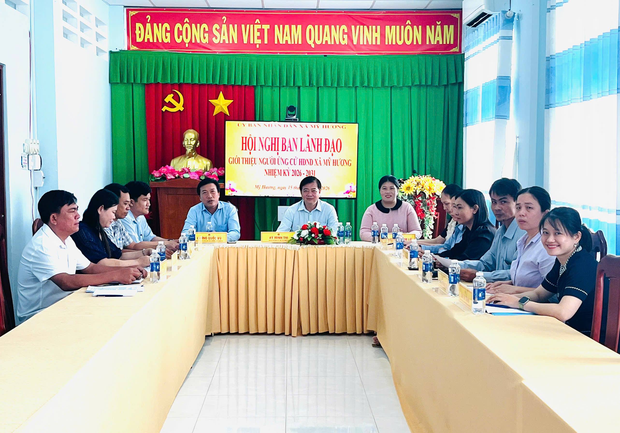 HỘI NGHỊ BAN LÃNH ĐẠO MỞ RỘNG GIỚI THIỆU NGƯỜI ỨNG CỬ ĐẠI BIỂU HĐND XÃ MỸ HƯƠNG, NHIỆM KỲ 2026-2031