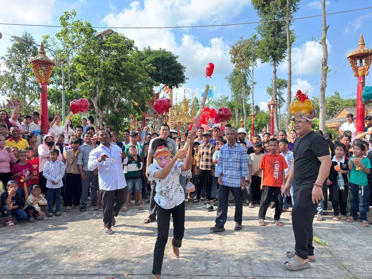 Sôi nổi các hoạt động thể thao, trò chơi dân gian chào mừng Tết cổ truyền Chôl Chnăm Thmây của đồng bào Khmer năm 2026