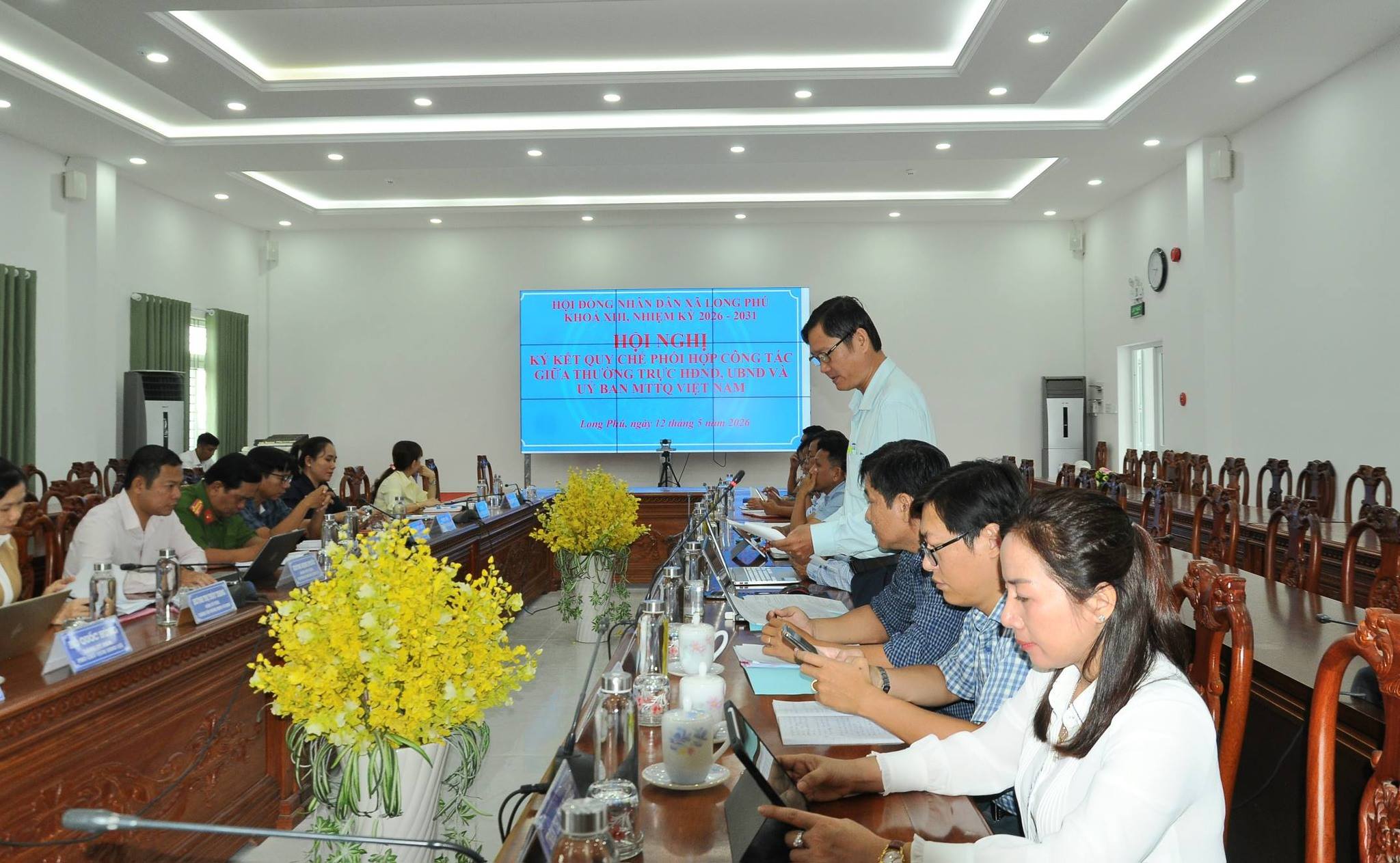Xã Long Phú tổ chức hội nghị ký kết quy chế phối hợp