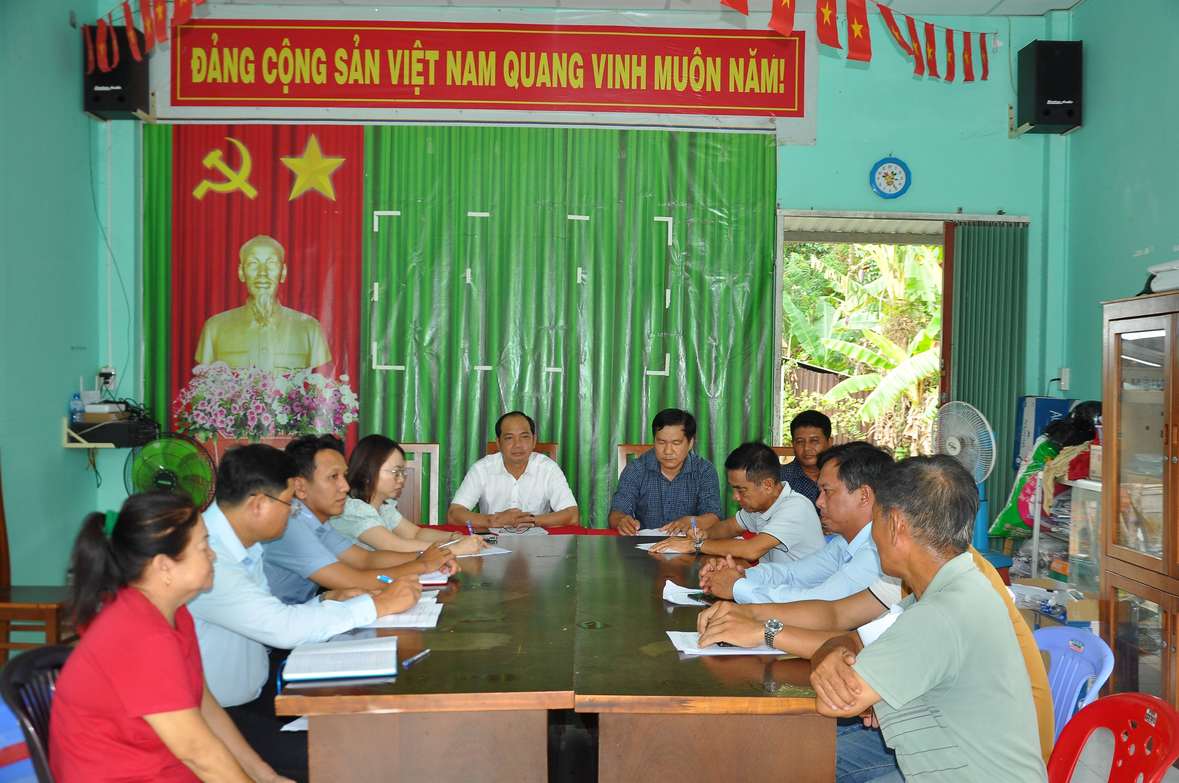 Xã Long Phú thành lập Đoàn Khảo sát tình hình hoạt động của Chi bộ ấp 3