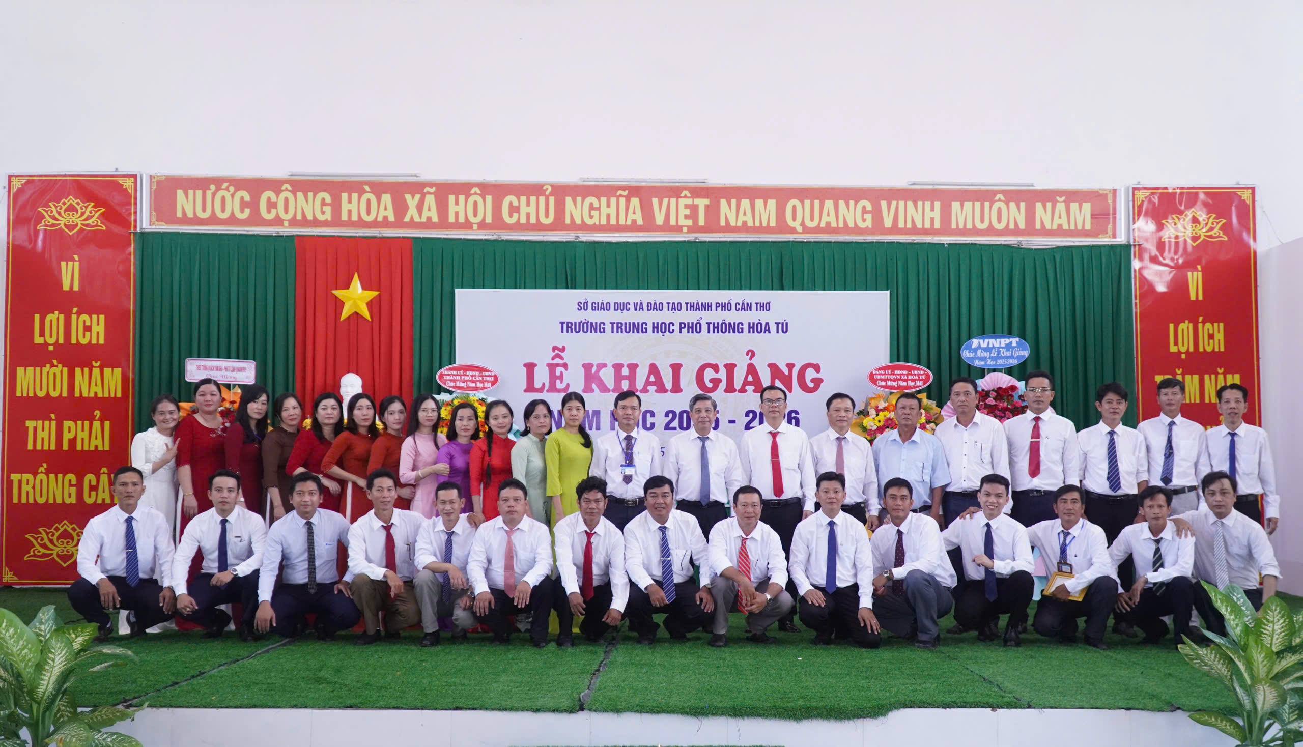 Trường THPT Hòa Tú khai giảng năm học 2025 - 2026 