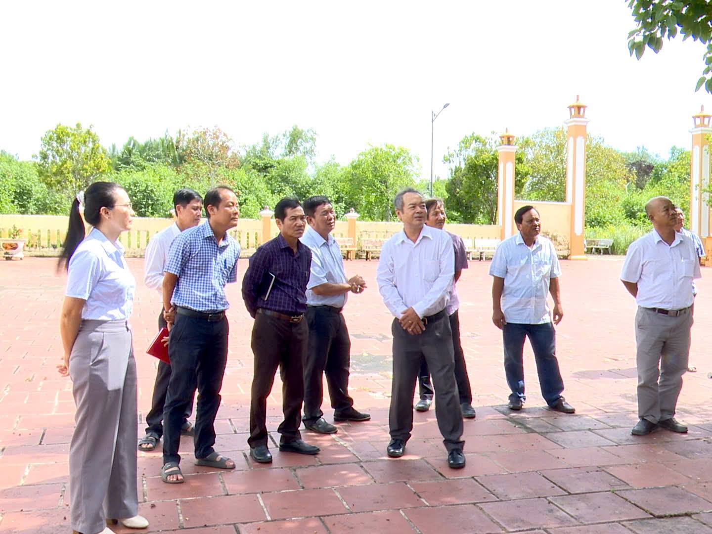 Khảo sát trùng tu, sửa chữa Đình Hòa Tú 