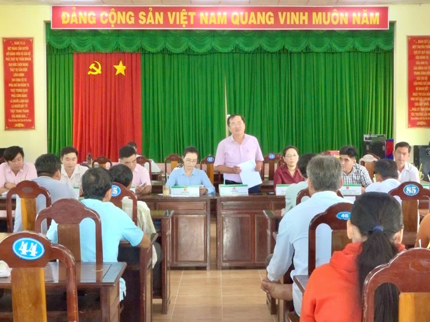 Phòng Giao dịch Ngân hàng Chính sách xã hội Mỹ Xuyên họp giao ban tháng 9/2025