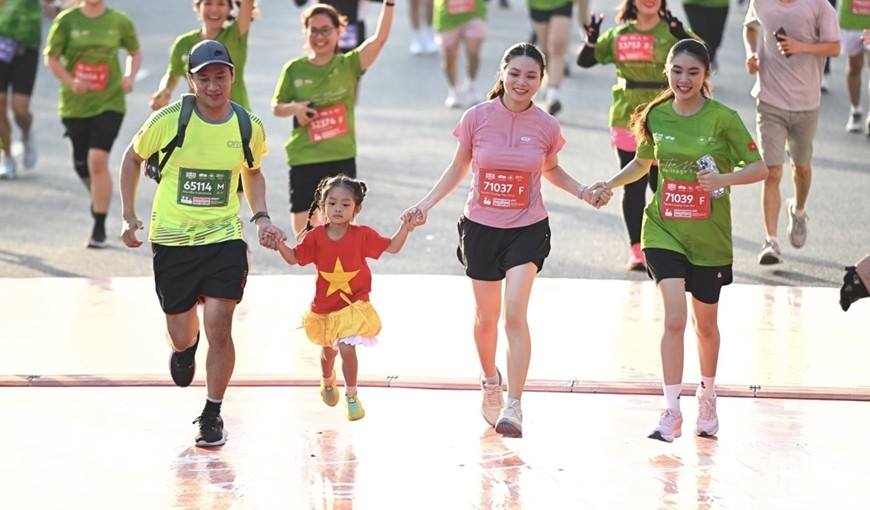Hơn 10.000 VĐV tham gia tranh tài tại Giải Marathon Quốc tế Di sản Cần Thơ 2025