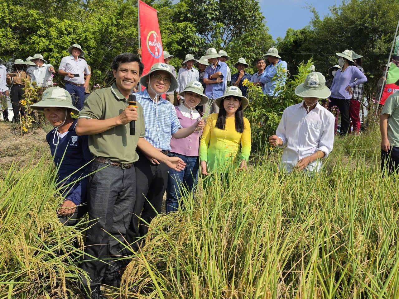 Lãnh đạo Sở Nông nghiệp và Môi Trường Cần Thơ tham dự Hội thảo Nông nghiệp tại xã Vị Thanh 1
