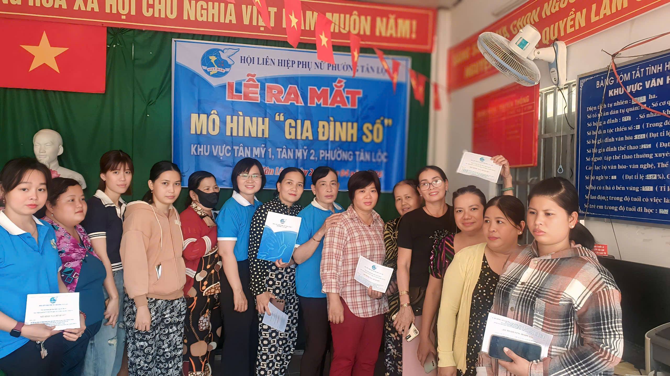 Hội Liên hiệp Phụ nữ phường Tân Lộc đẩy mạnh ứng dụng công nghệ số trong hoạt động Hội