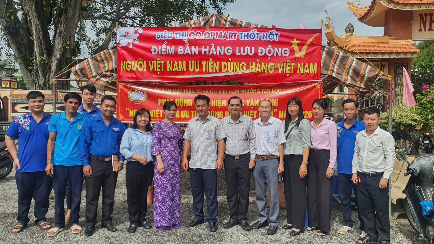 ỦY BAN MTTQ VN PHƯỜNG TÂN LỘC PHÁT ĐỘNG HƯỞNG ỨNG CUỘC VẬN ĐỘNG "NGƯỜI VIỆT NAM ƯU TIÊN DÙNG HÀNG VIỆT NAM"