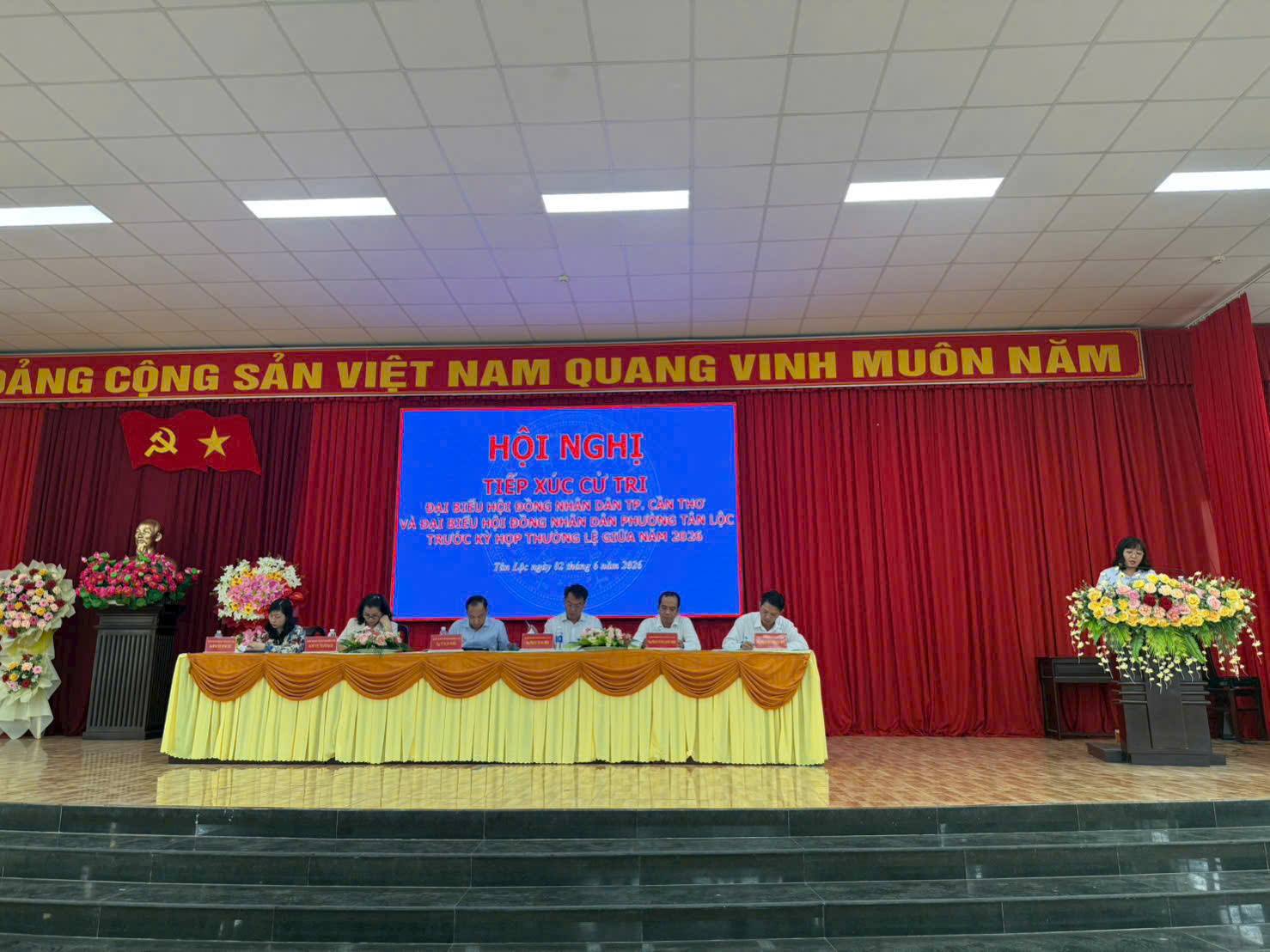 TÂN LỘC - HỘI NGHỊ TIẾP XÚC CỬ TRI ĐẠI BIỂU HĐND TPCT VÀ ĐẠI BIỂU HĐND PHƯỜNG TRƯỚC KỲ HỌP THƯỜNG LỆ GIỮA NĂM 2026