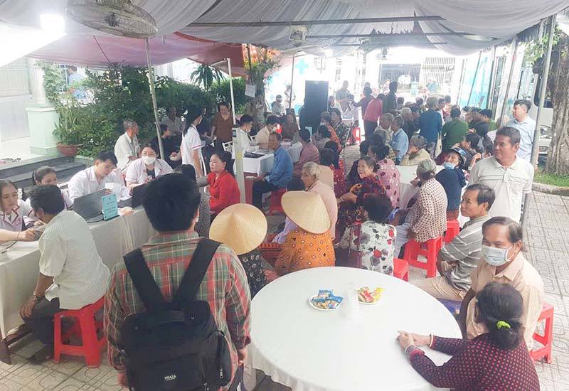 Xã Tân Bình: tổ chức khám sức khỏe định kỳ, tăng cường quản lý bệnh không lây nhiễm cho người dân