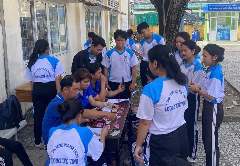 Xã Hòa An tặng SIM 4G cho học sinh, thúc đẩy chuyển đổi số