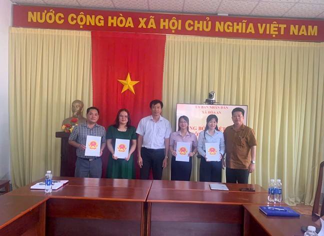 Xã Hòa An công bố Quyết định về công tác cán bộ