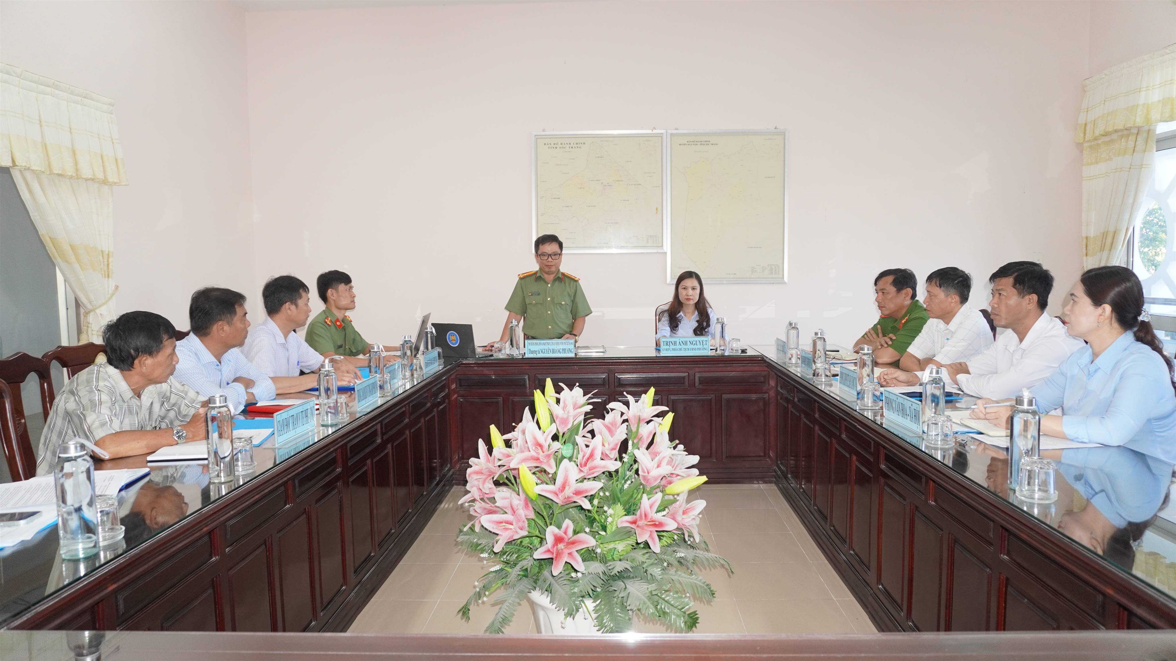 UBND phường Ngã Năm tiếp đoàn kiểm tra, đánh giá công tác đảm bảo an toàn thông tin tại UBND phường