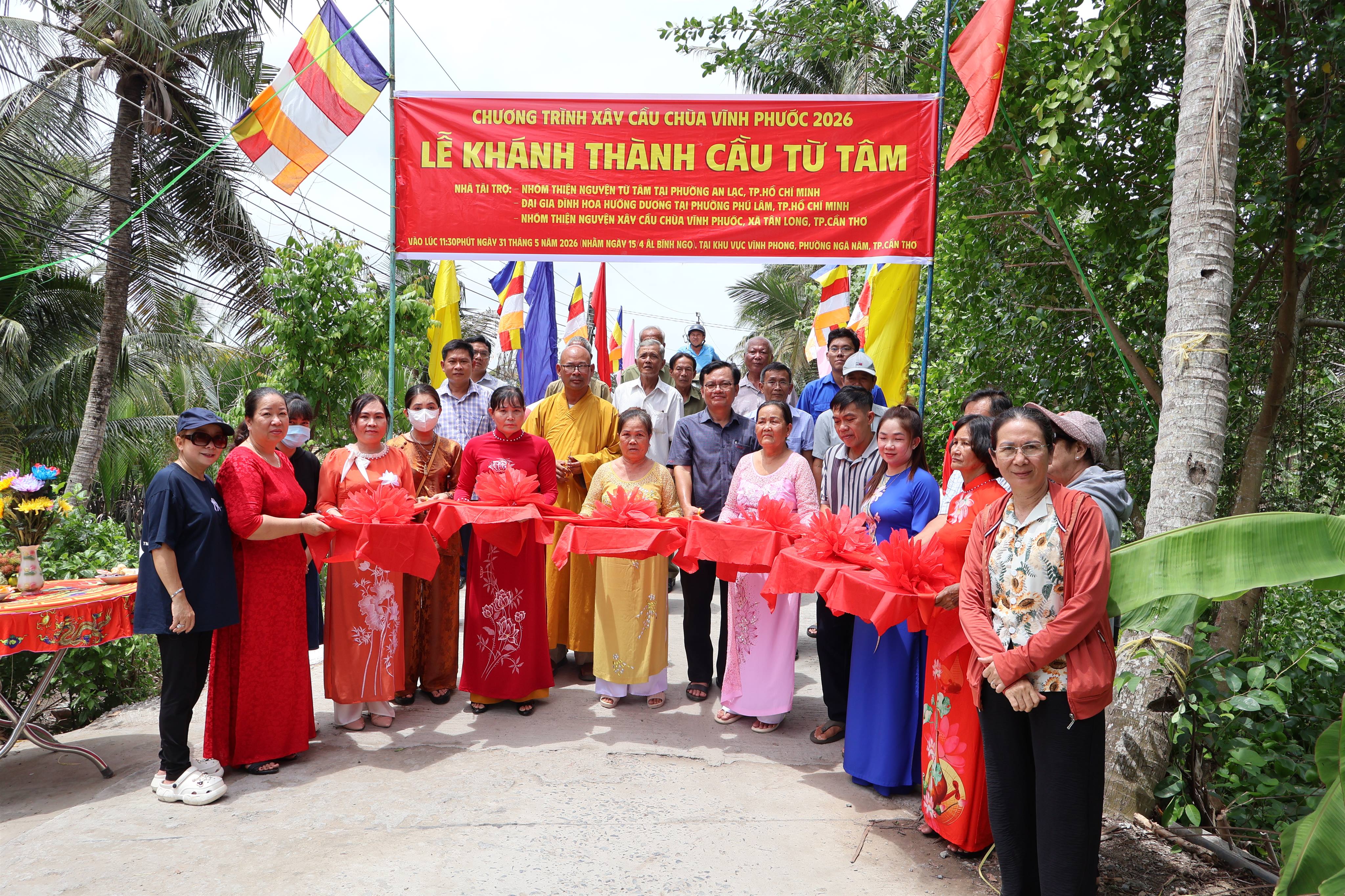 UBND phường Ngã Năm khánh thành 02 cầu dân sinh tại khu vực Tân Chánh và Vĩnh Phong