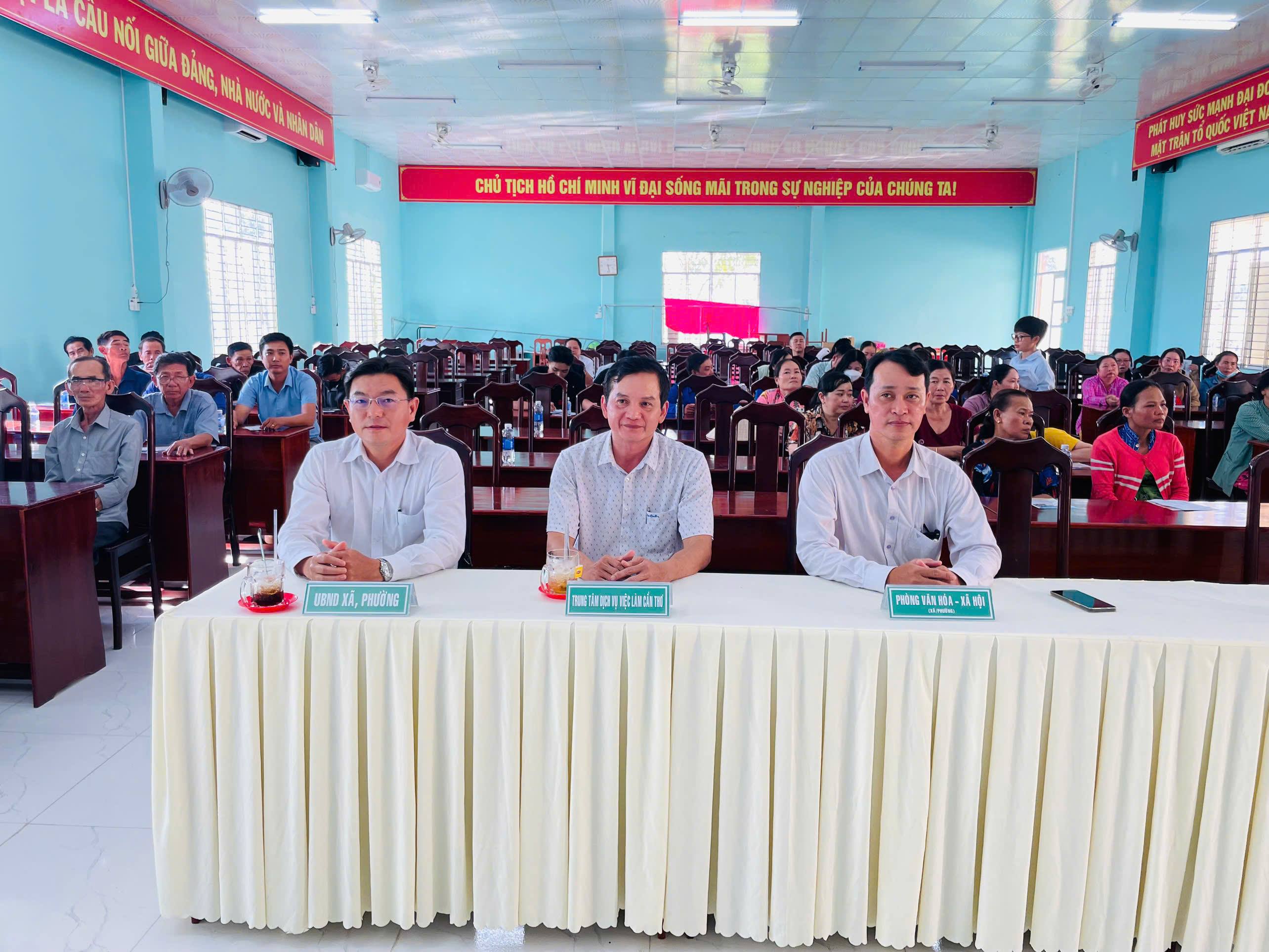 Ủy ban nhân dân xã Mỹ Phước tổ chức phiên giao dịch, tư vấn việc làm năm 2025