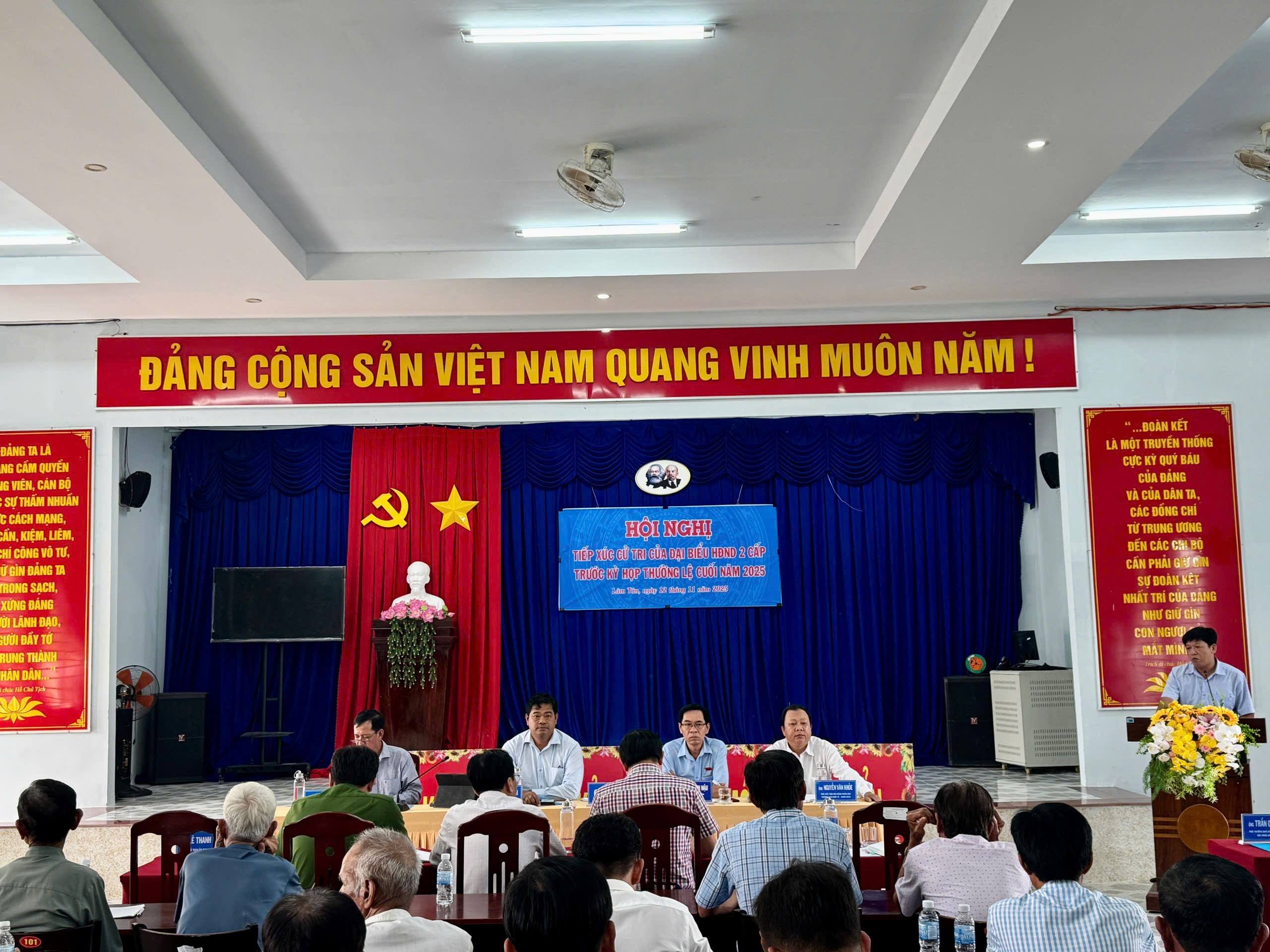 Cử tri xã Lâm Tân kiến nghị nhiều vấn đề dân sinh tại Hội nghị tiếp xúc trước kỳ họp HĐND cuối năm 2025