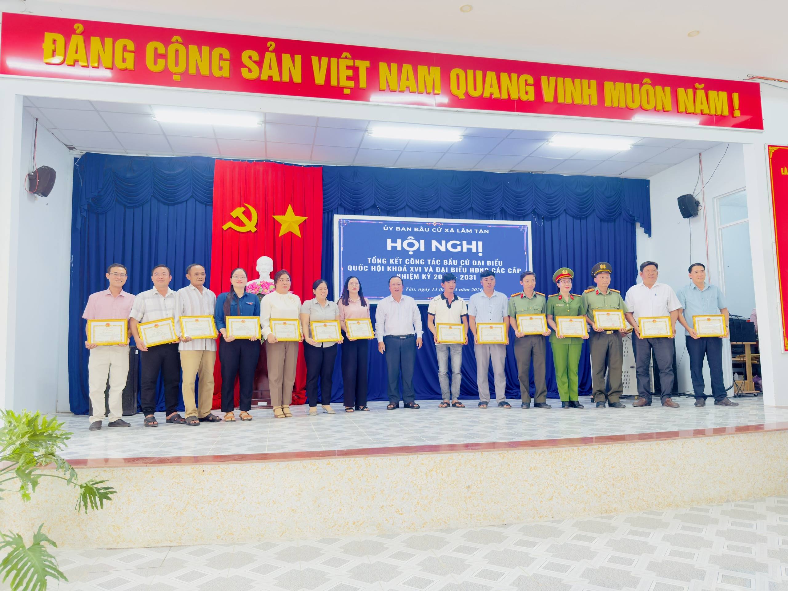 anh tin bai