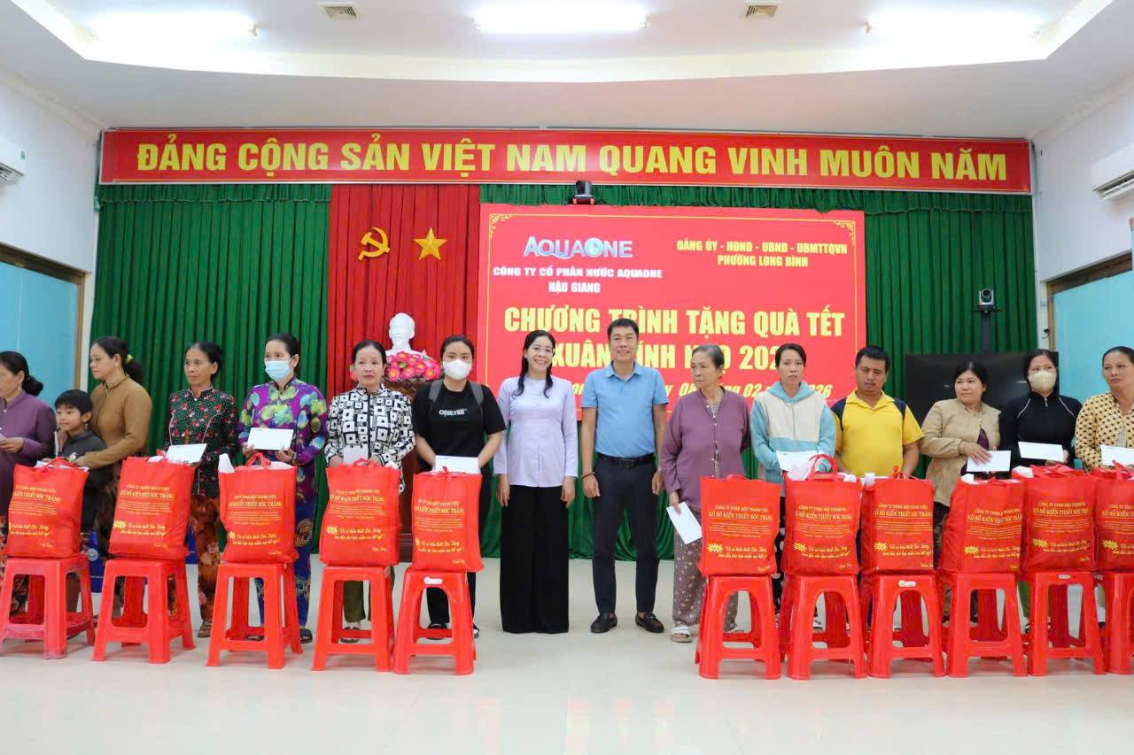 Phường Long Bình chung tay chăm lo Tết cho Hộ nghèo, Cận nghèo dịp xuân Bính Ngọ năn 2026