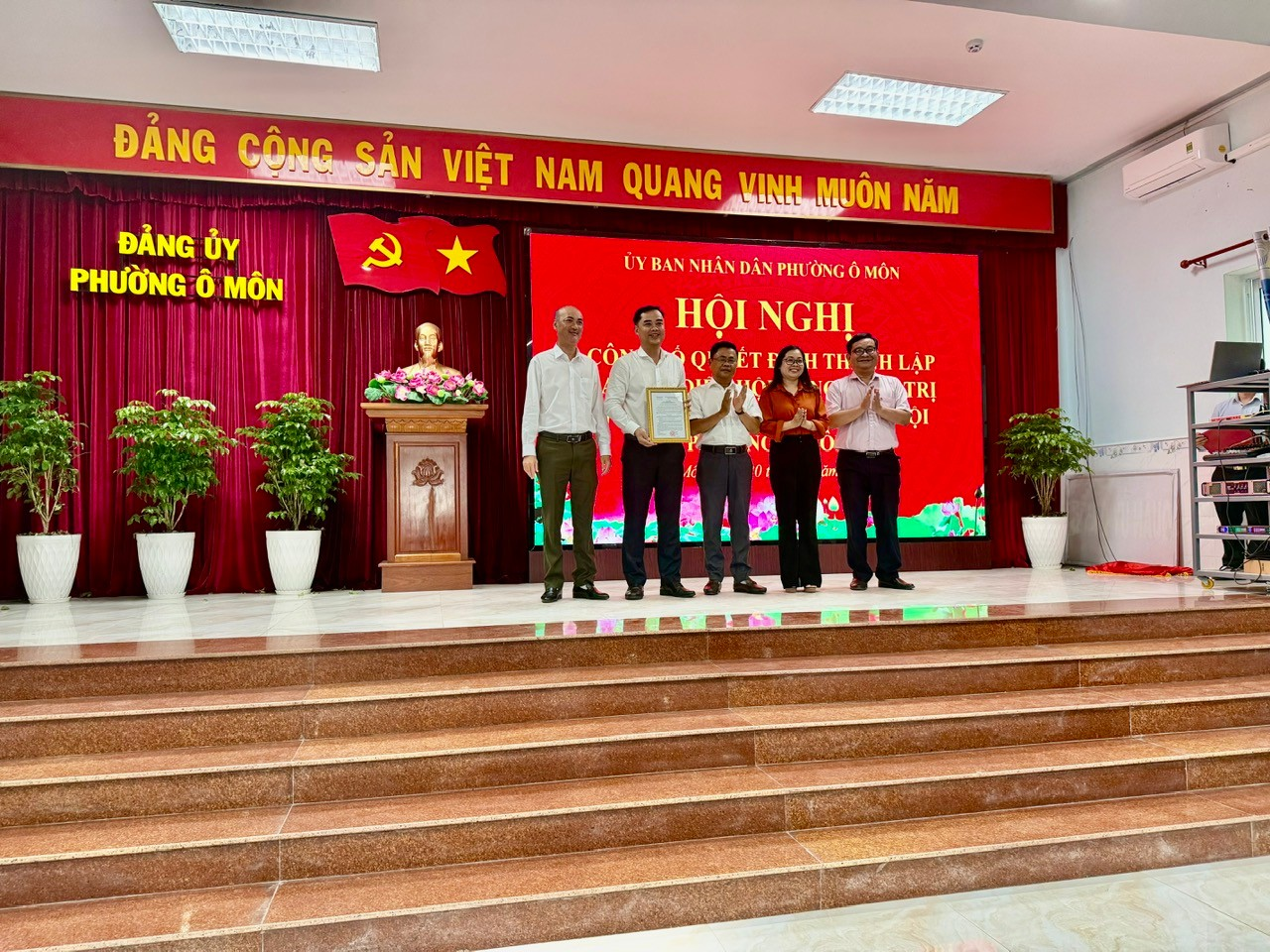 anh tin bai